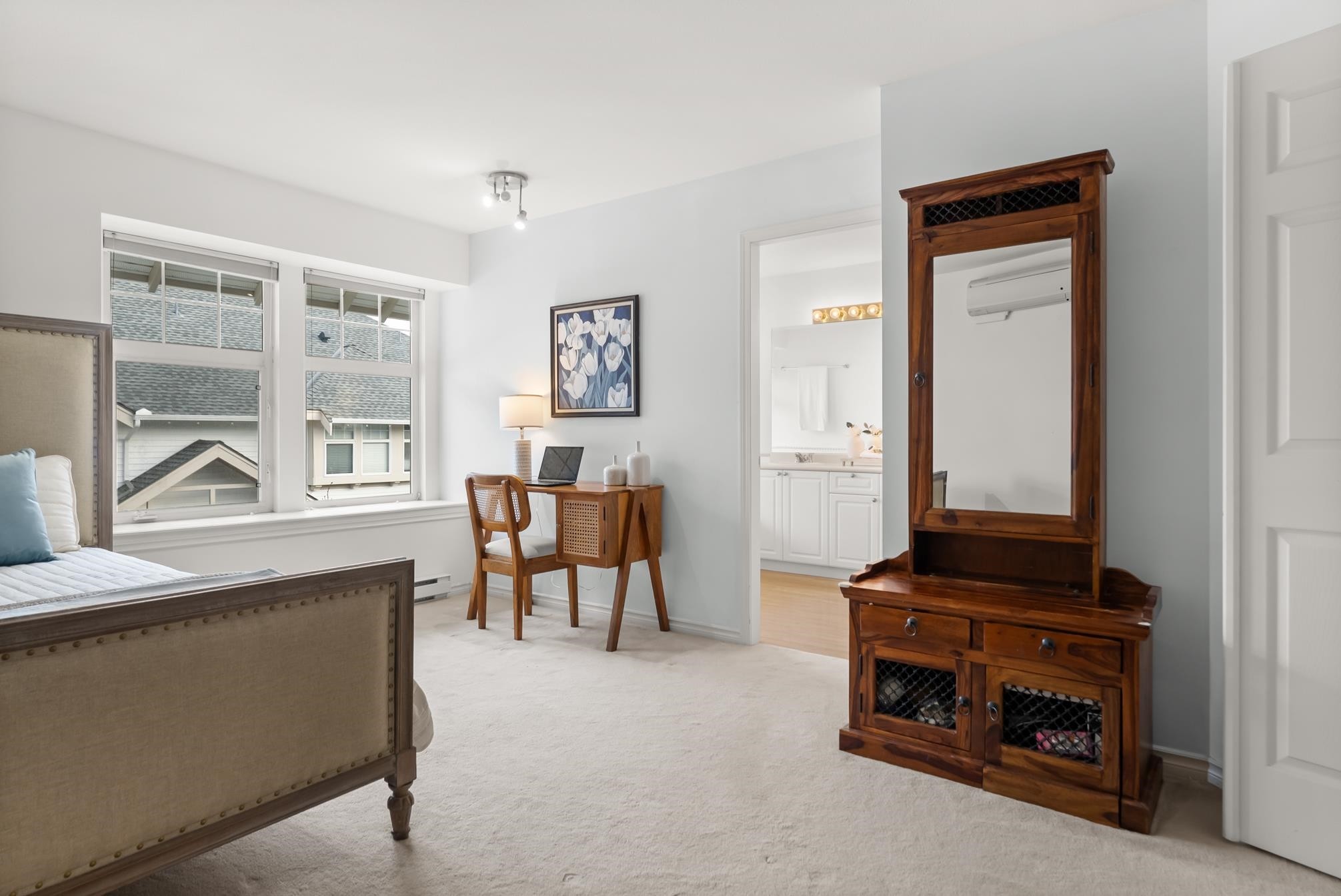 20-15037 58Th Avenue, Surrey, BC