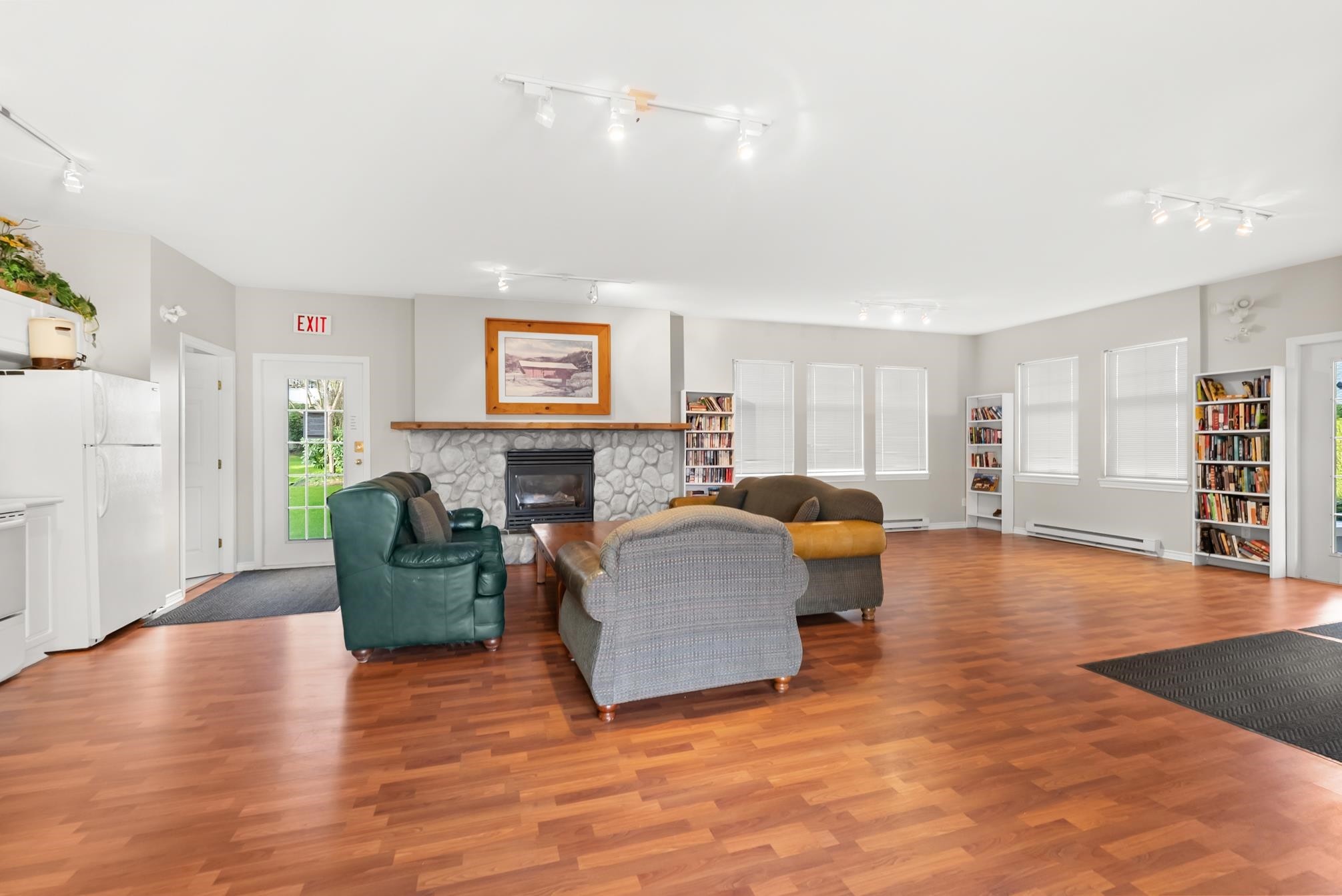 20-15037 58Th Avenue, Surrey, BC