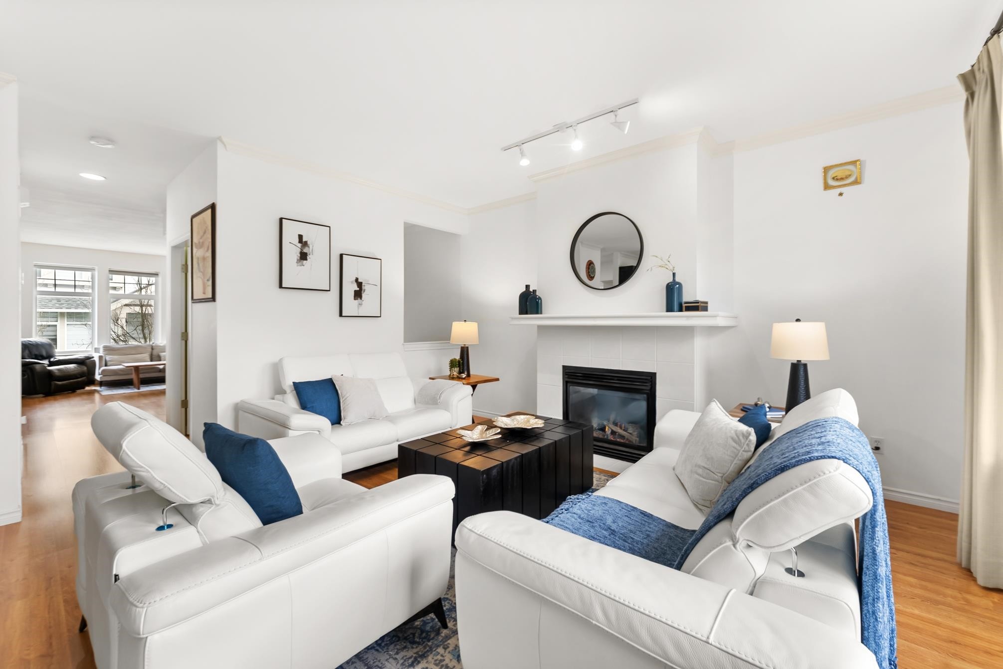 20-15037 58Th Avenue, Surrey, BC