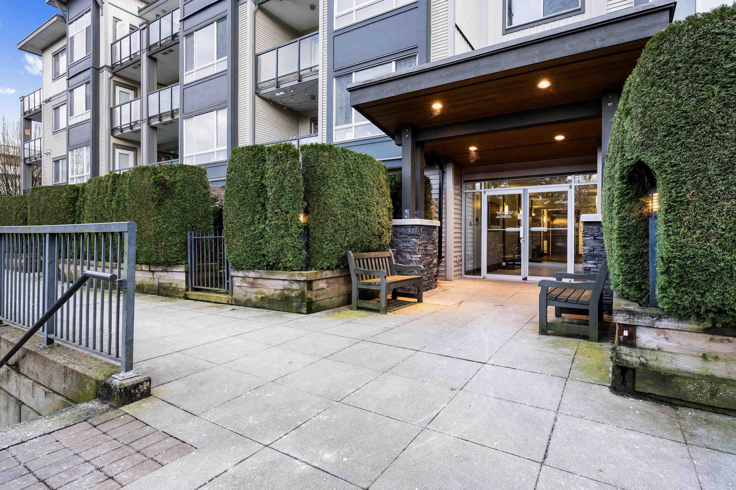 215-2943 Nelson Place, Abbotsford, BC