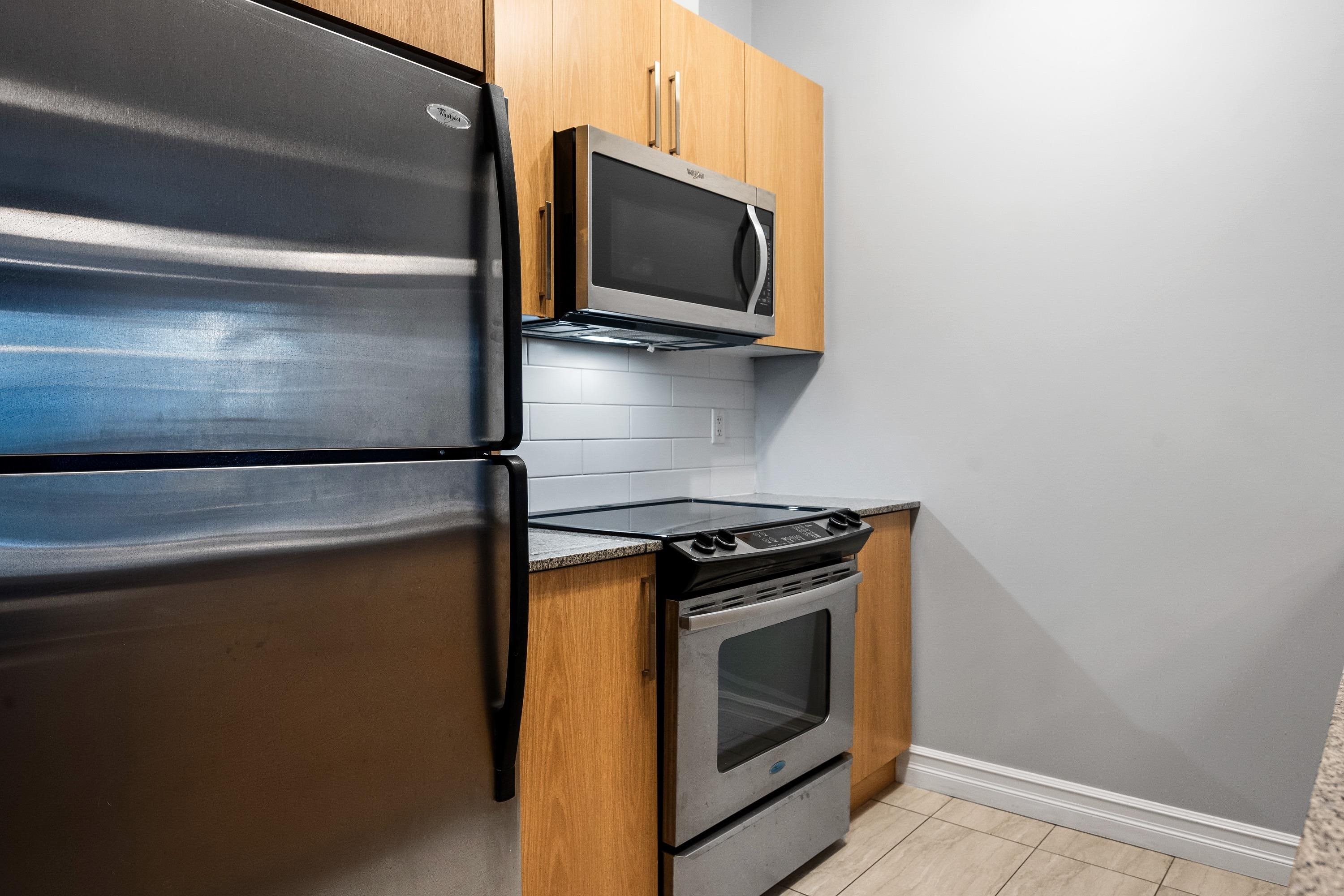 215-2943 Nelson Place, Abbotsford, BC