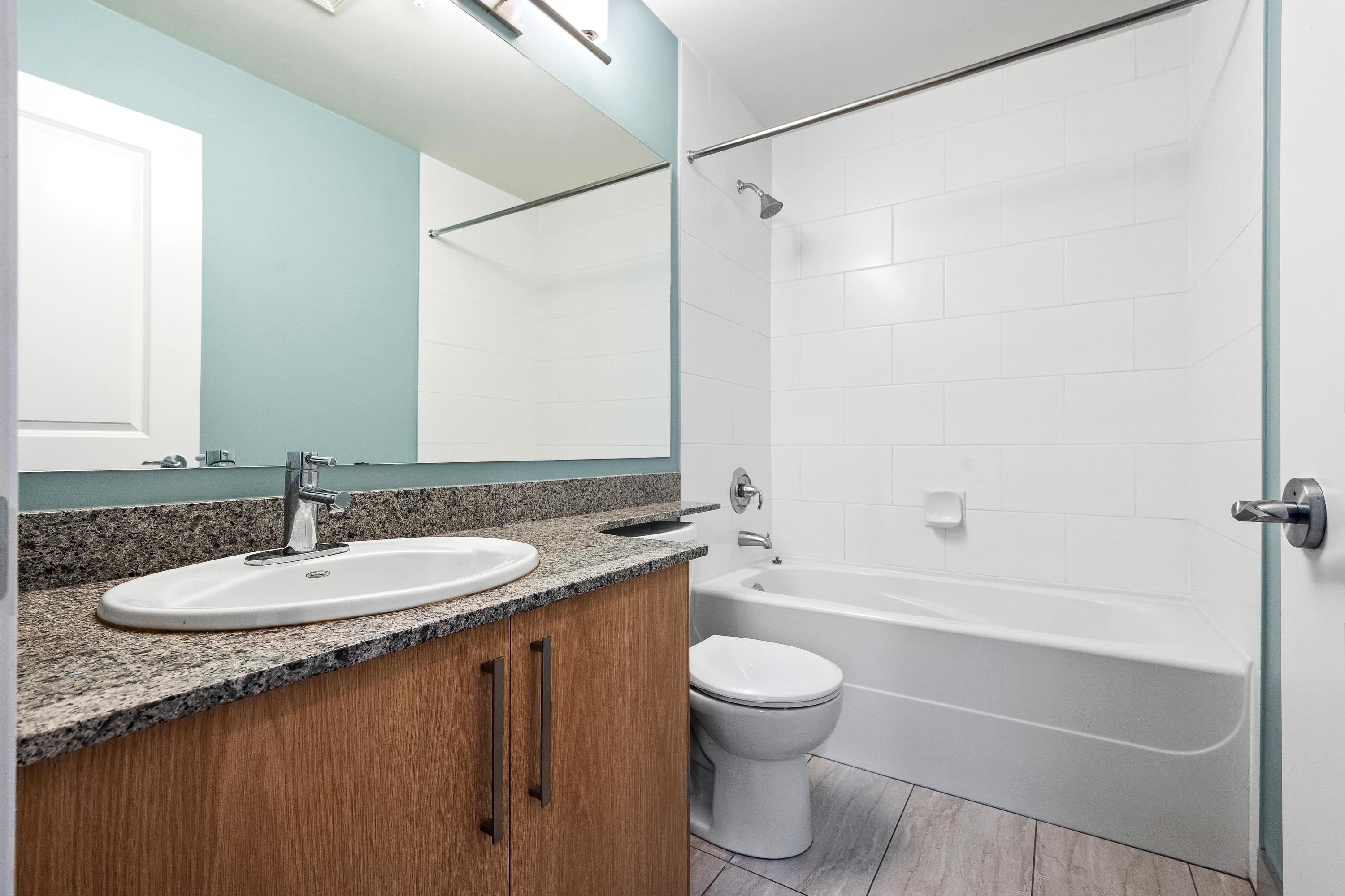 215-2943 Nelson Place, Abbotsford, BC