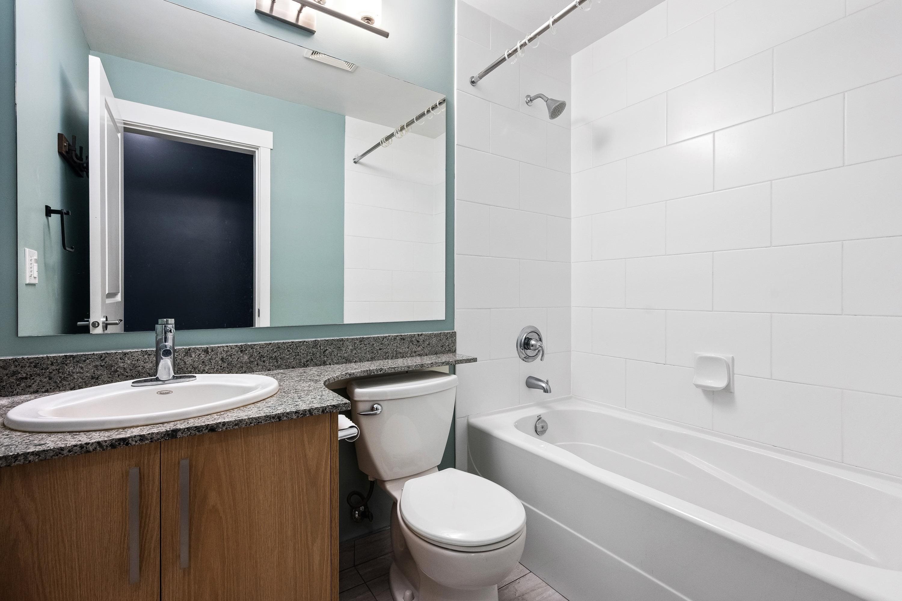 215-2943 Nelson Place, Abbotsford, BC