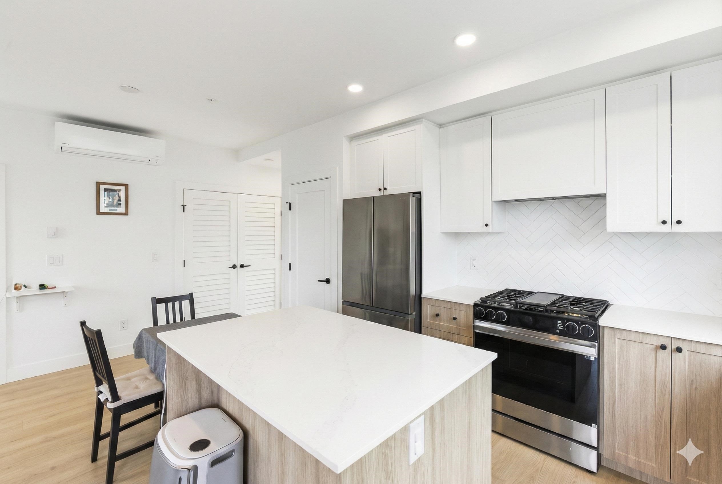 104-19953 76 Avenue, Langley, BC