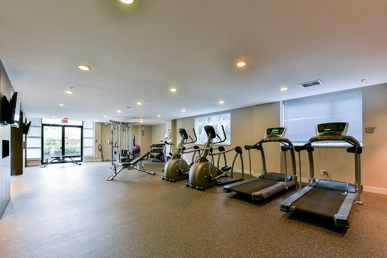 401-13919 Fraser Highway, Surrey, BC