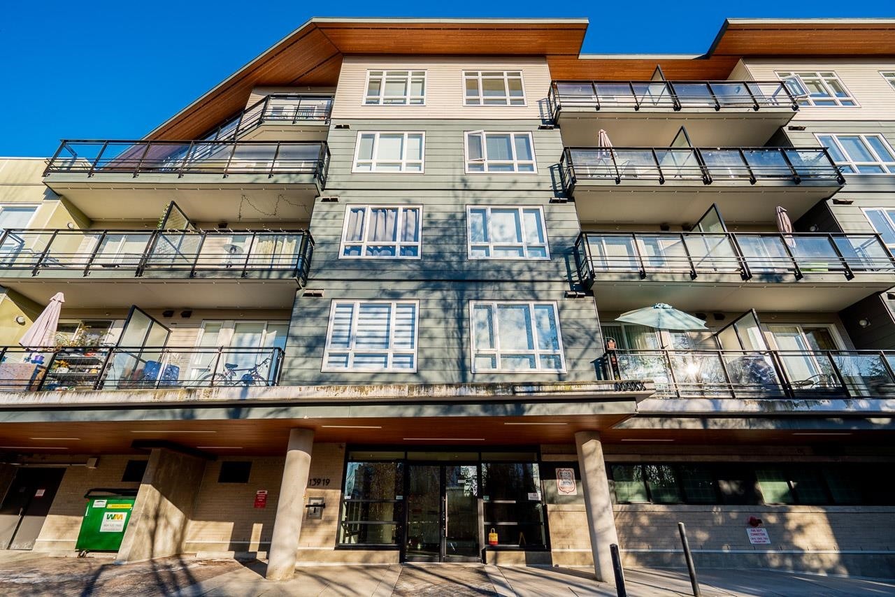 401-13919 Fraser Highway, Surrey, BC