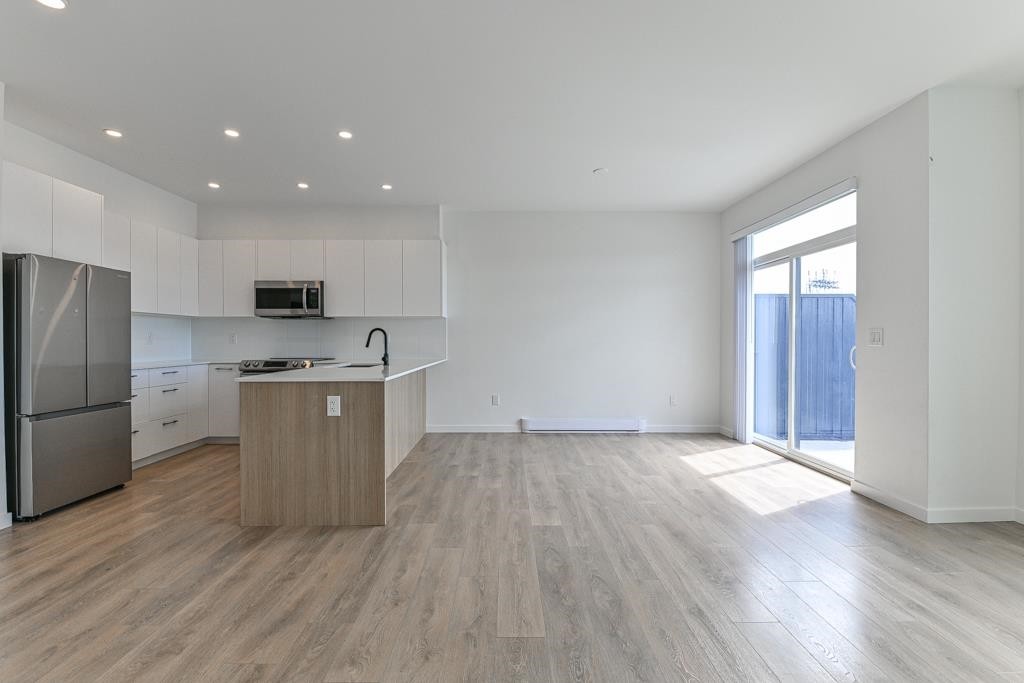 100-15255 Sitka Drive, Surrey, BC