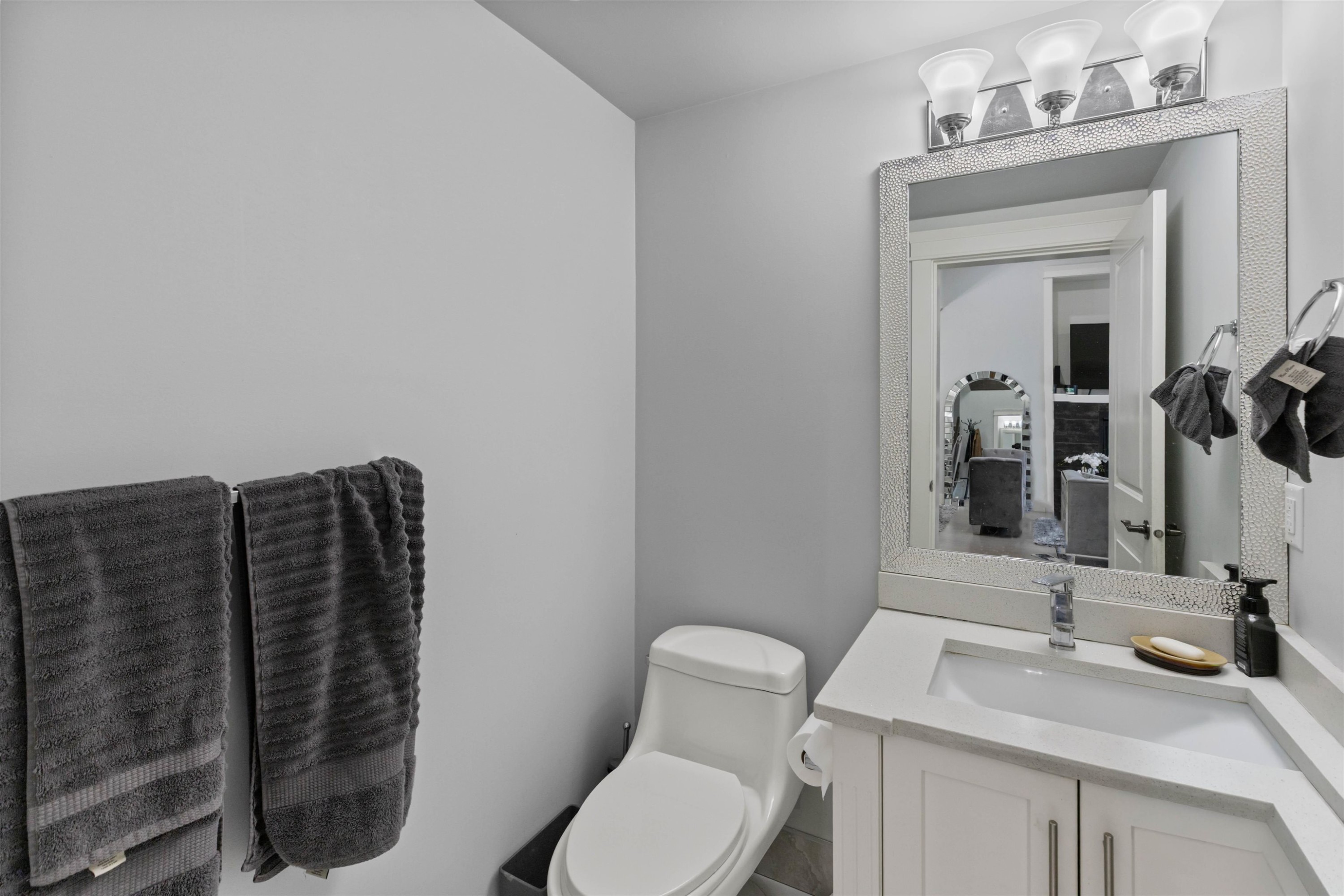 3167 Engineer Crescent, Abbotsford, BC