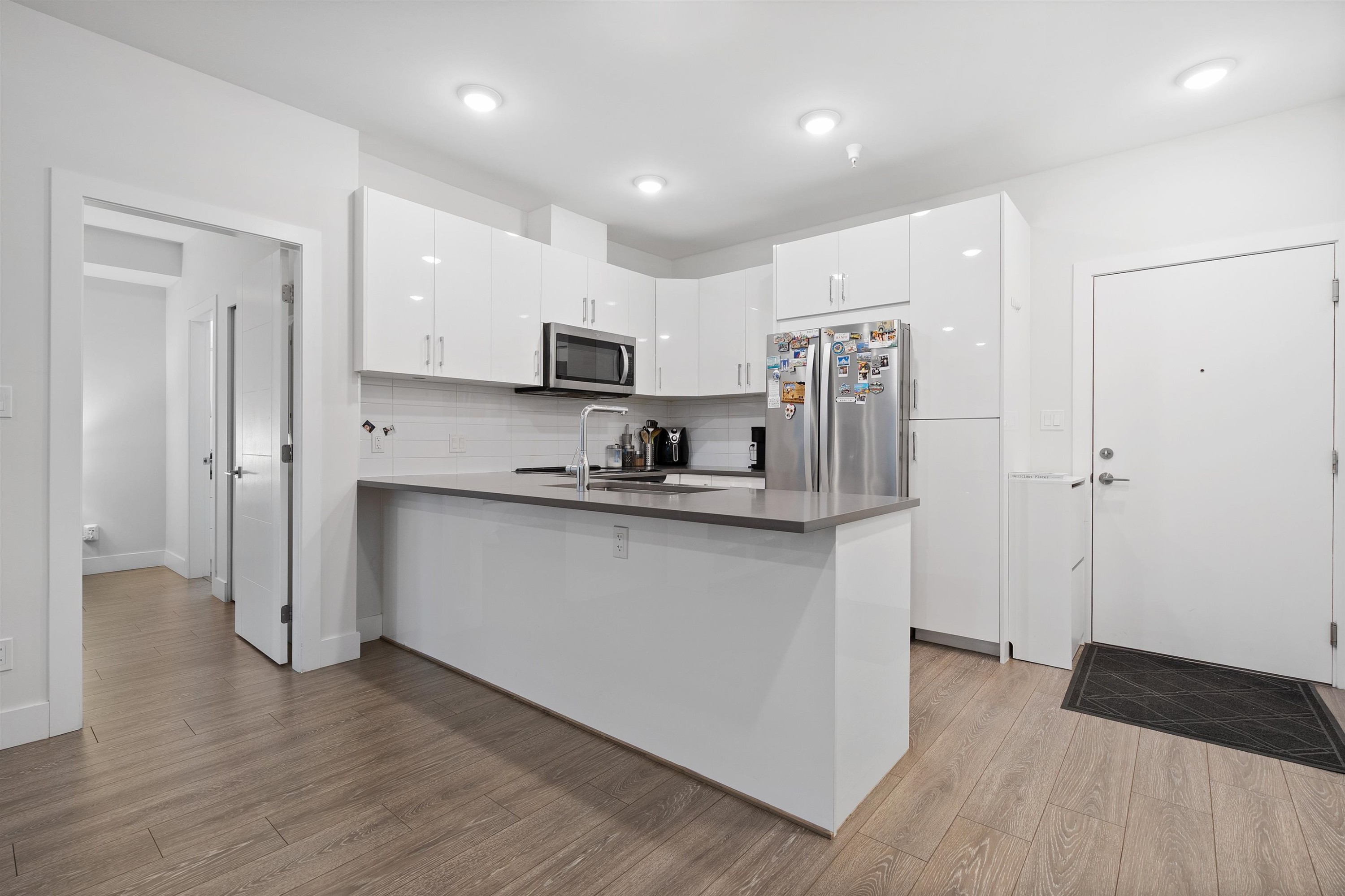 113-15351 101 Avenue, Surrey, BC