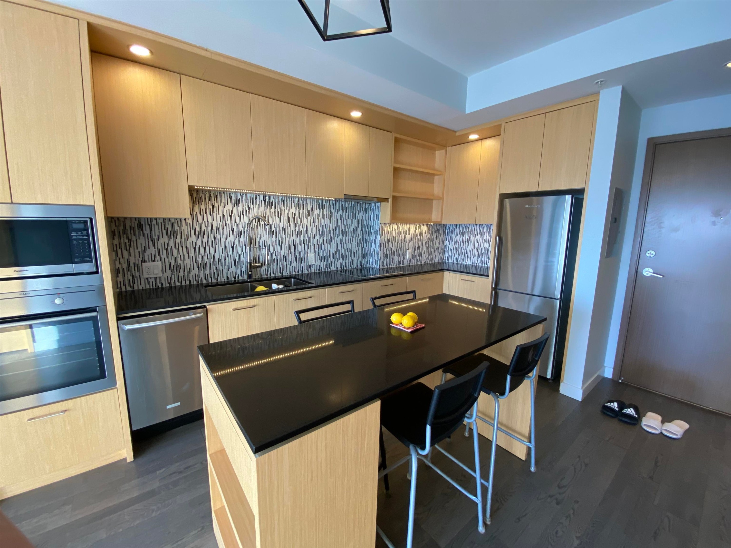 3204-13495 Central Avenue, Surrey, BC