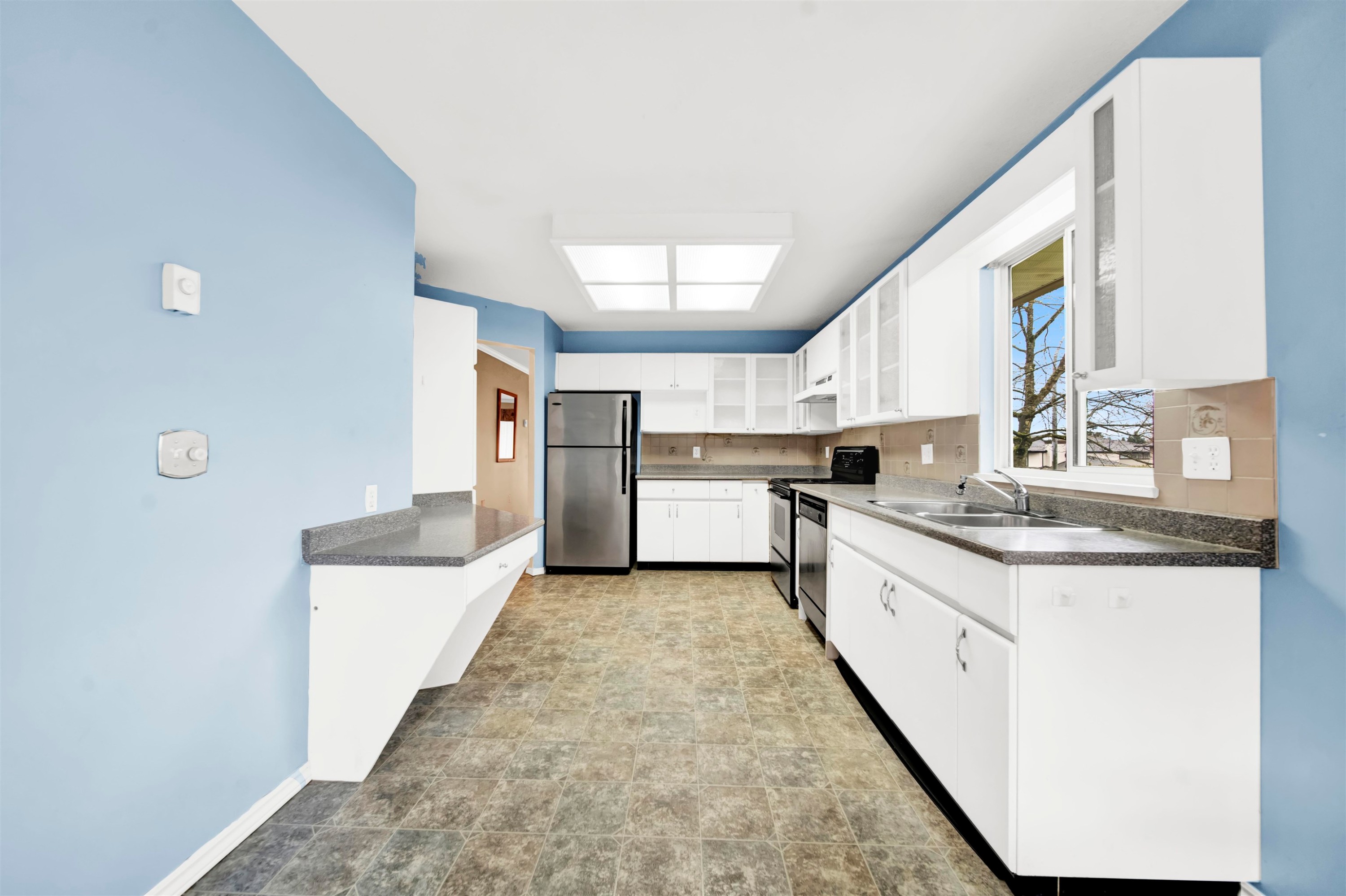 101-16071 82 Avenue, Surrey, BC