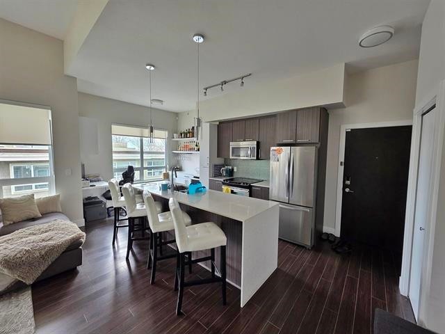 C421-20211 66 Avenue, Langley, BC
