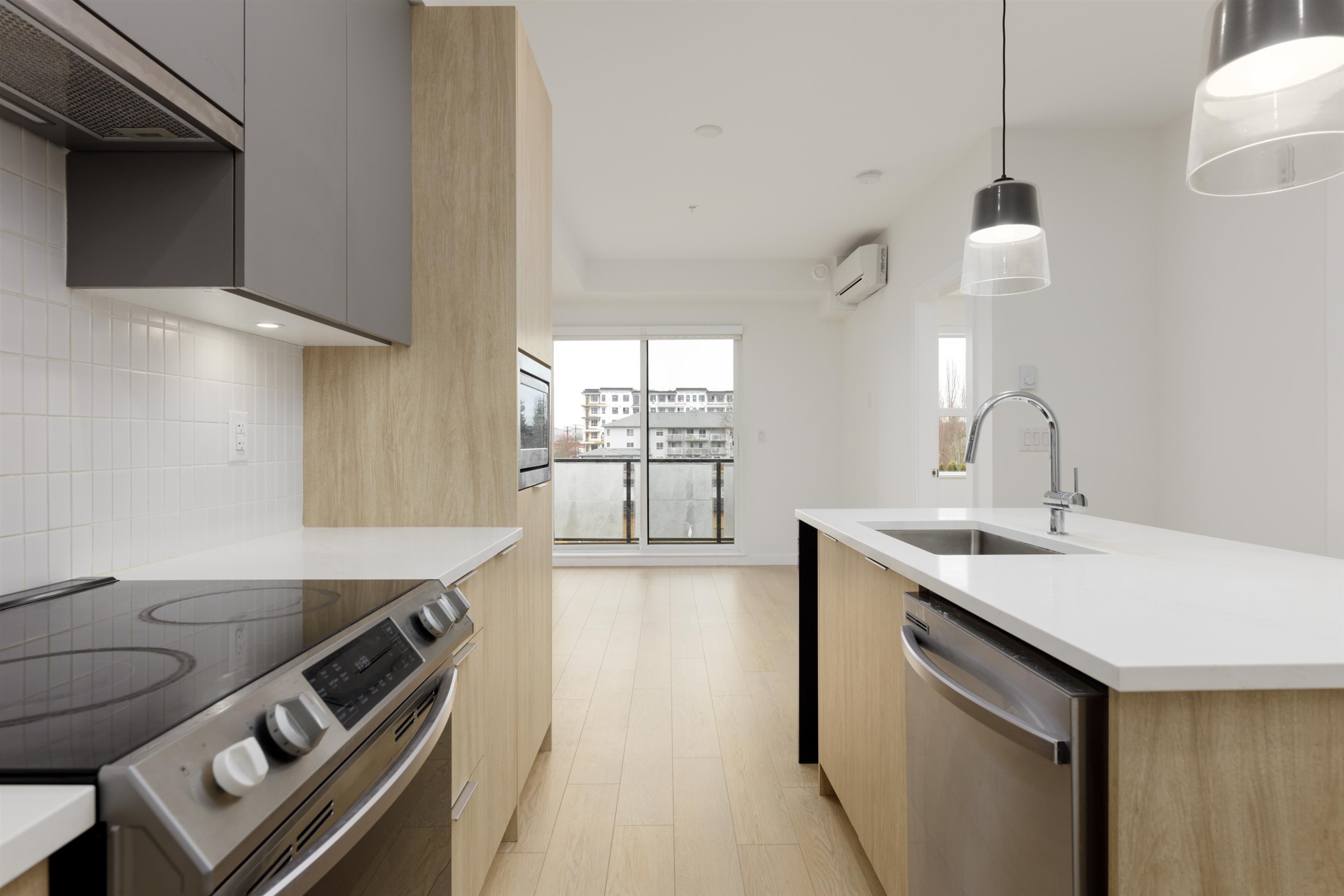 304-20695 Eastleigh Crescent, Langley, BC