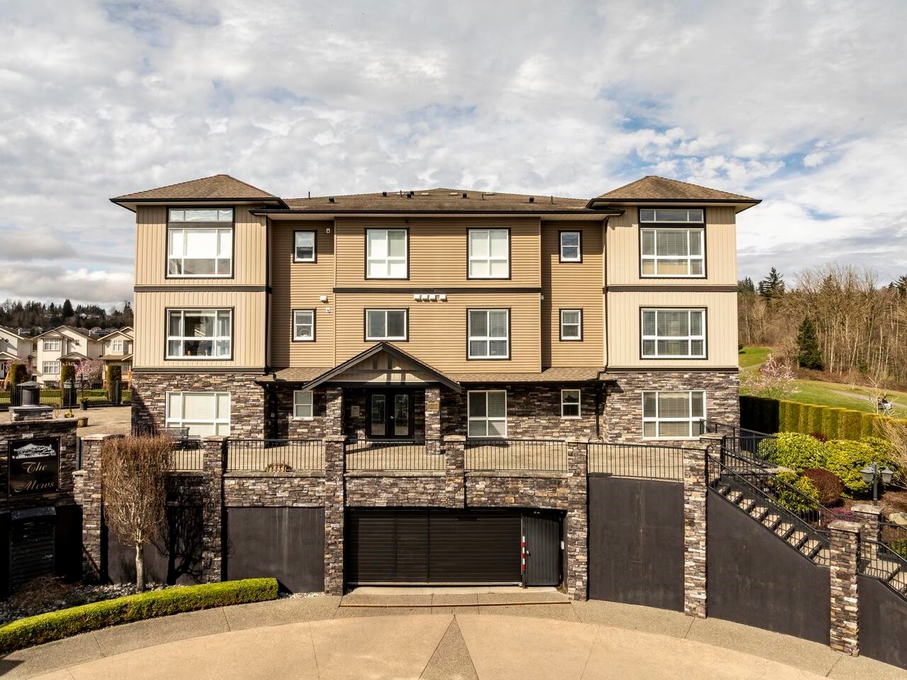 A214-33755 7Th Avenue, Mission, BC