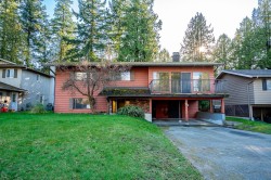 8689 Delcrest Drive Delta, BC V4C 3Z5