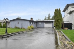 11875 99a Avenue Surrey, BC V3V 2P9