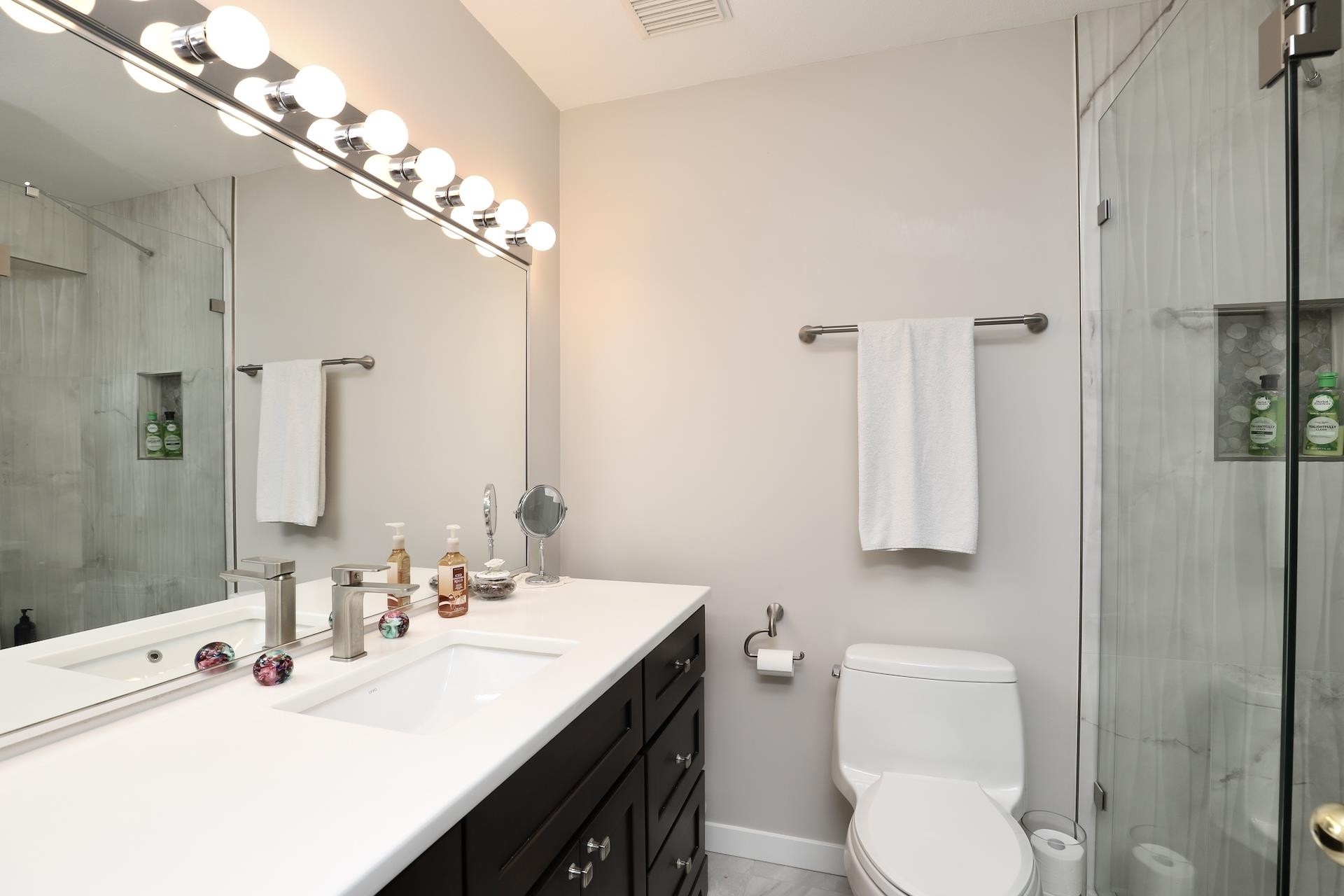 16524 84A Avenue, Surrey, BC