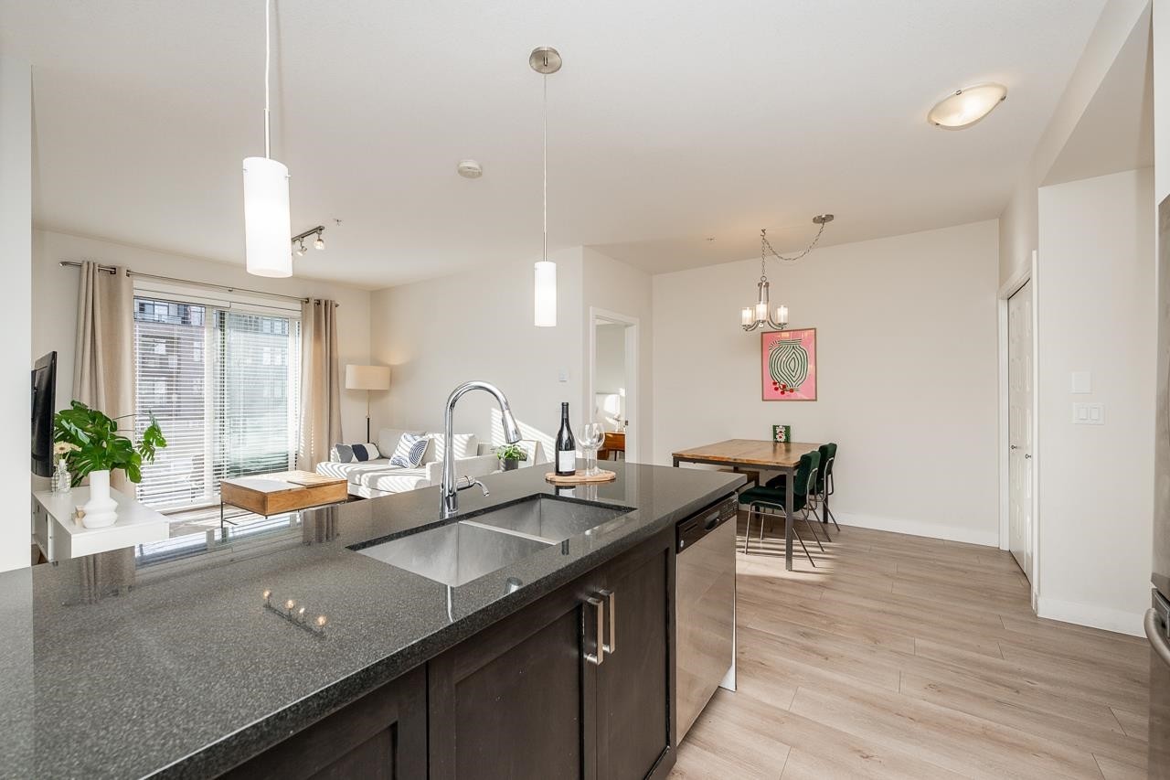 202-20078 Fraser Highway, Langley, BC