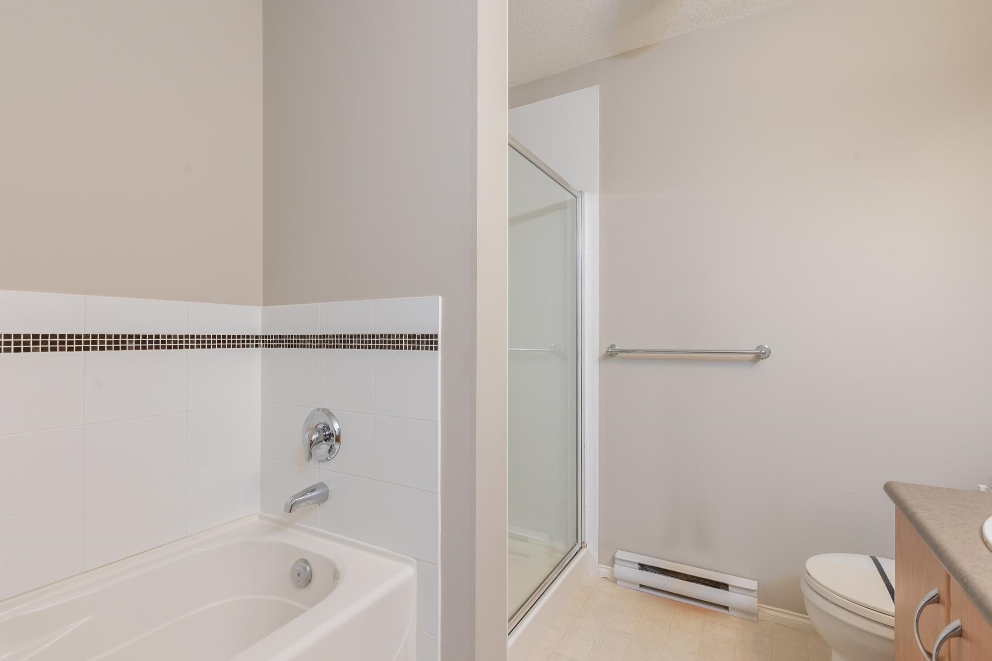 37-15868 85 Avenue, Surrey, BC