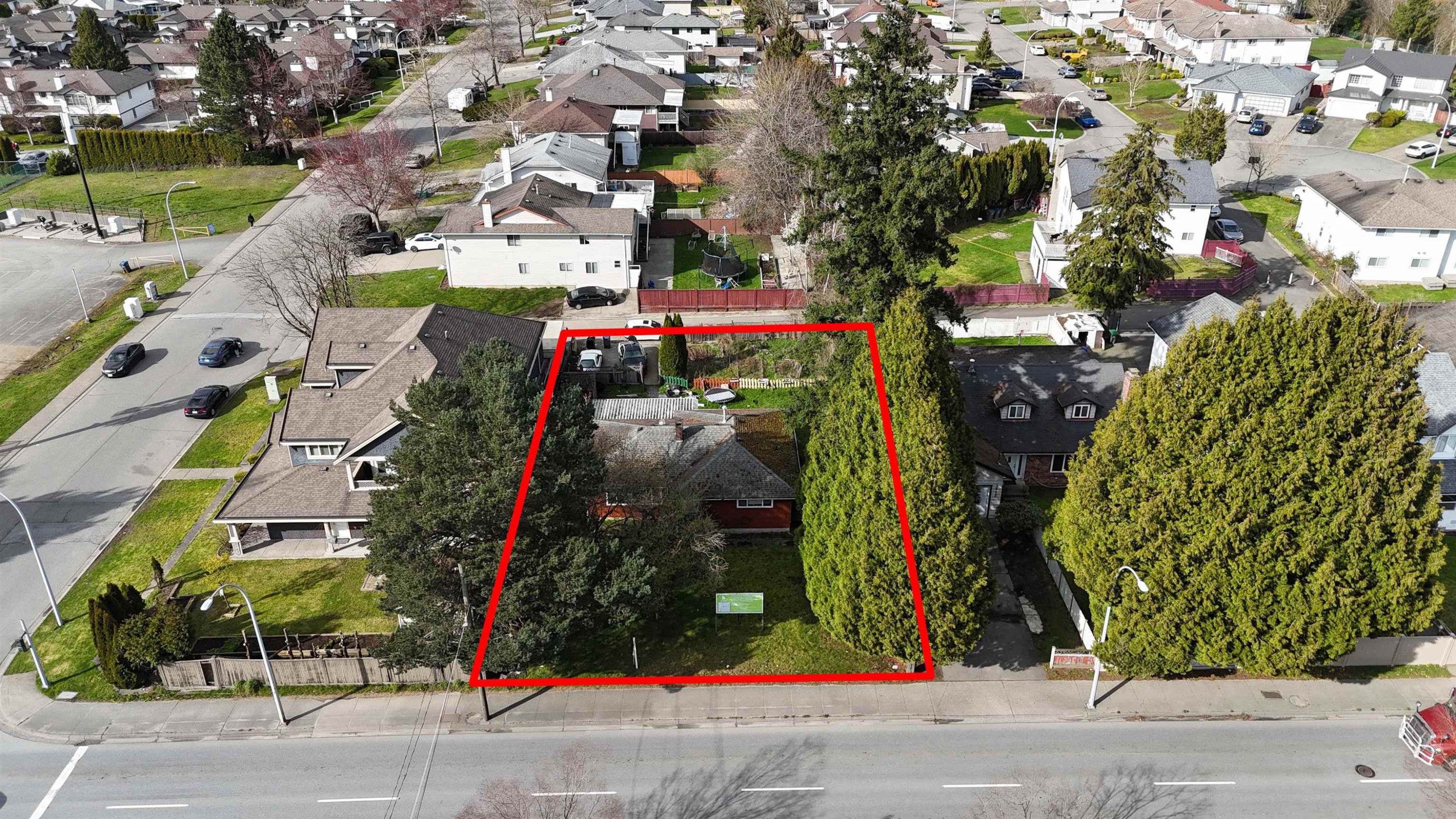 14271 88 Avenue, Surrey, BC