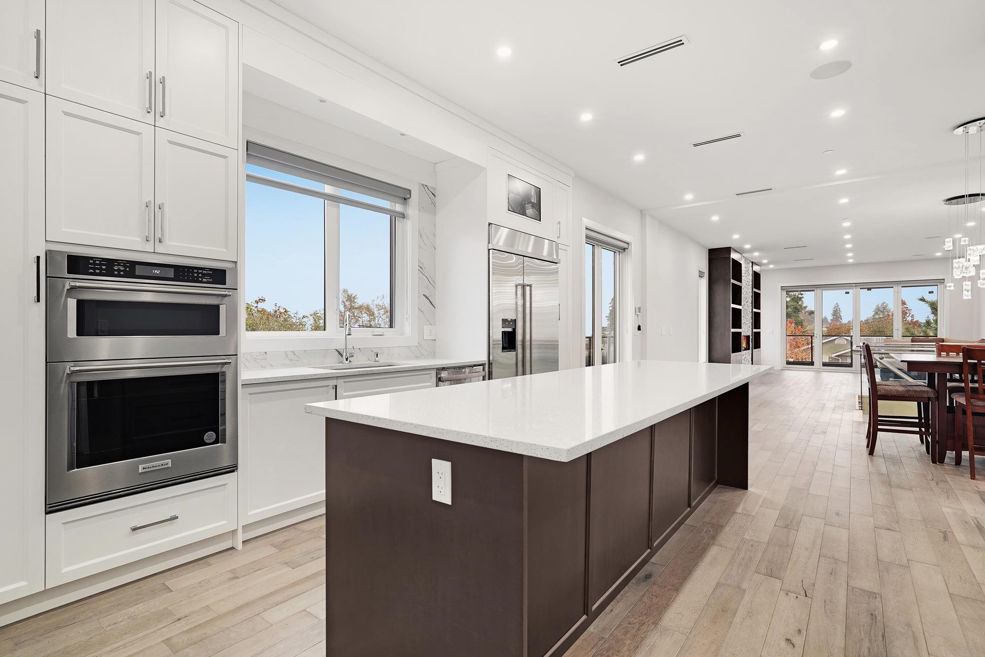 838 Stevens Street, White Rock, BC