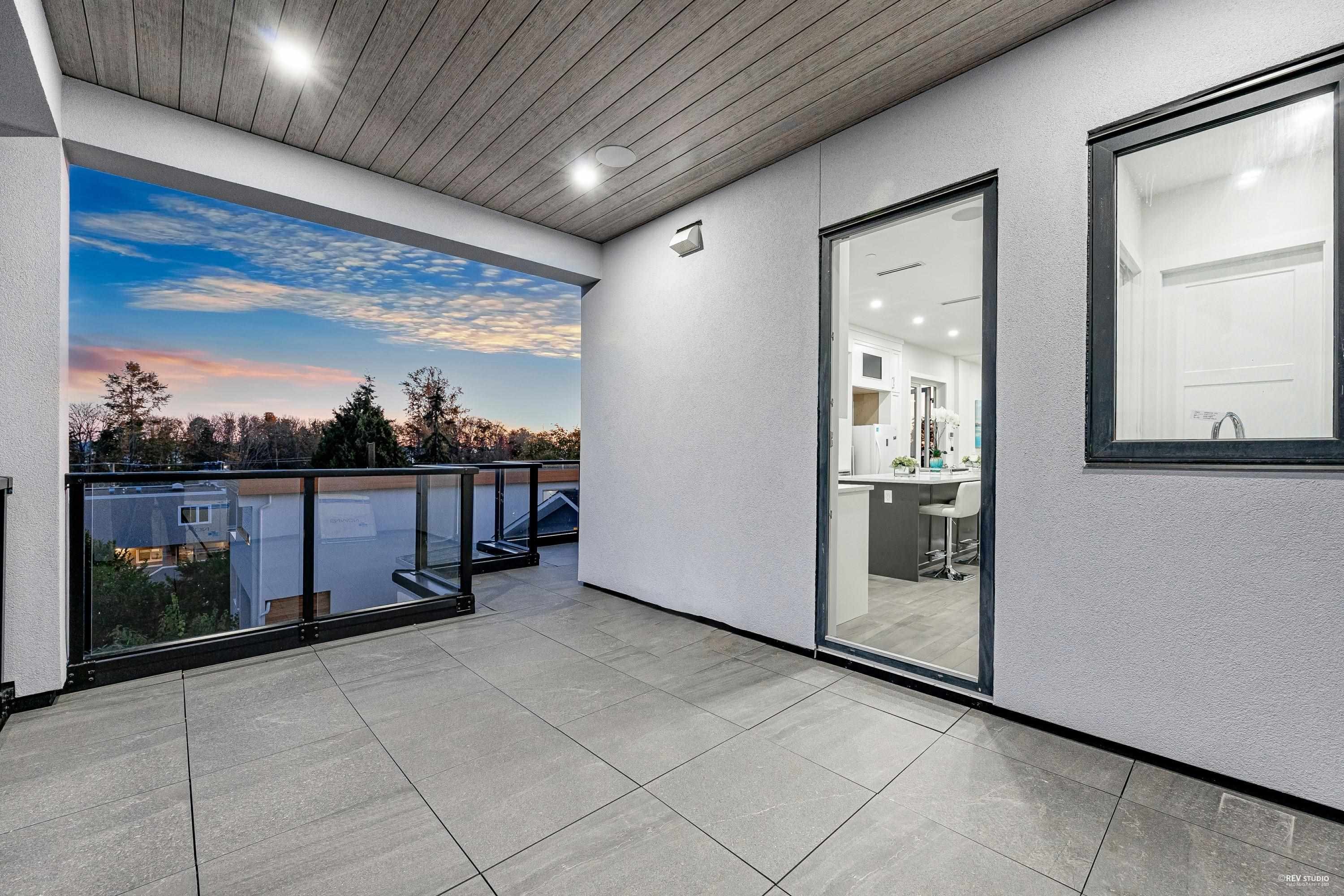 838 Stevens Street, White Rock, BC