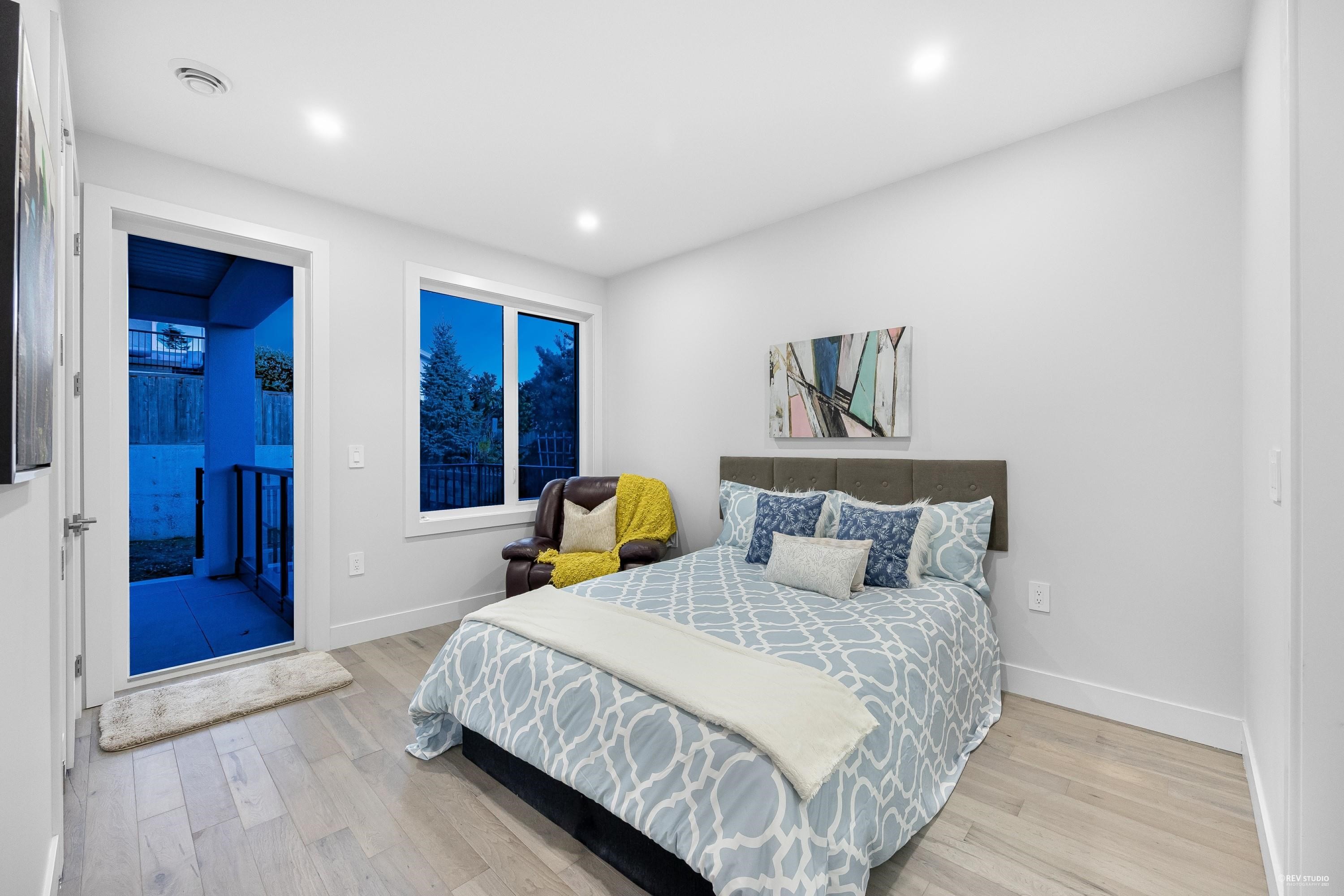 838 Stevens Street, White Rock, BC