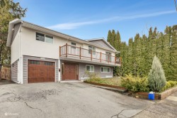 11573 84a Avenue Delta, BC V4C 2S5