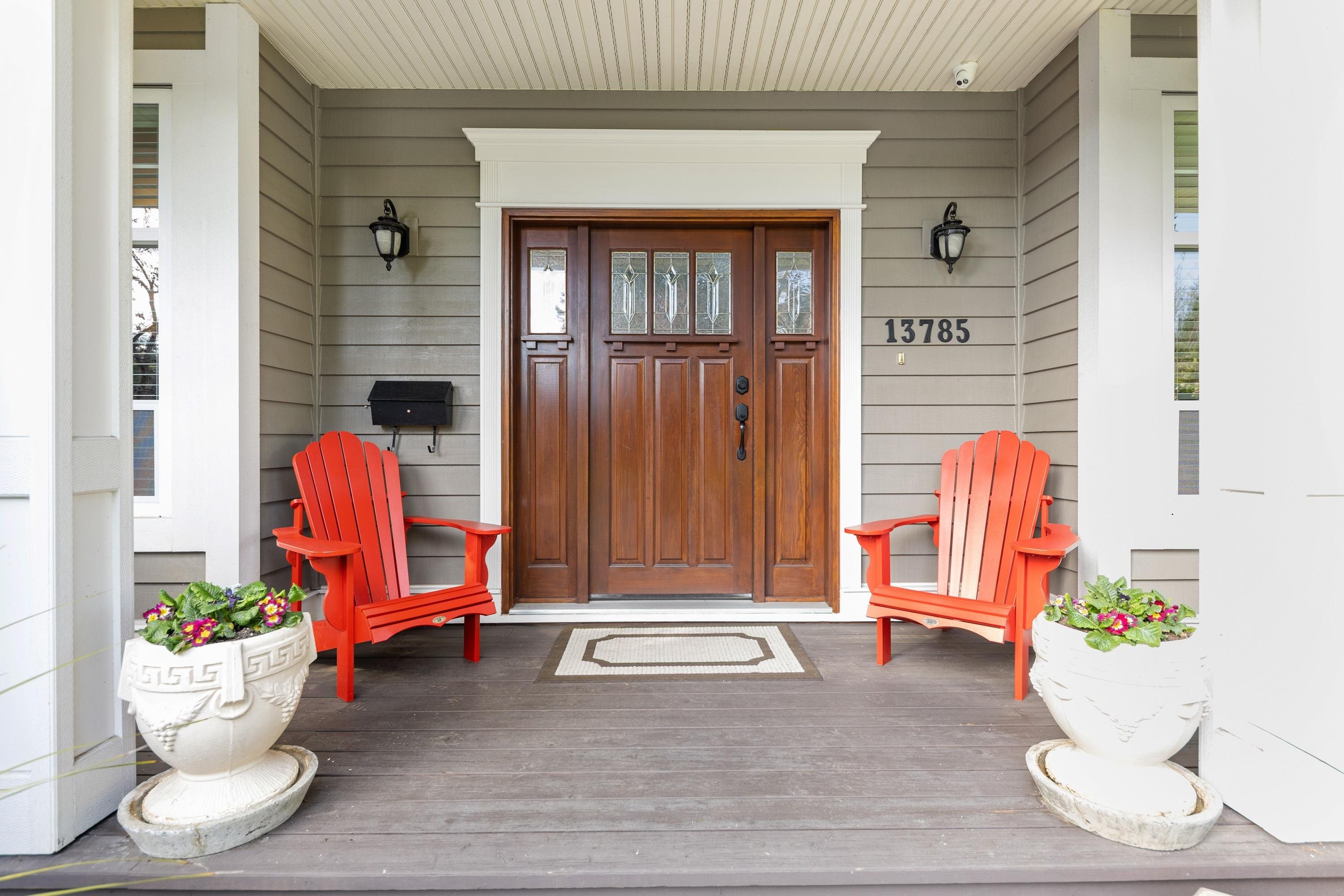 13785 Marine Drive, White Rock, BC