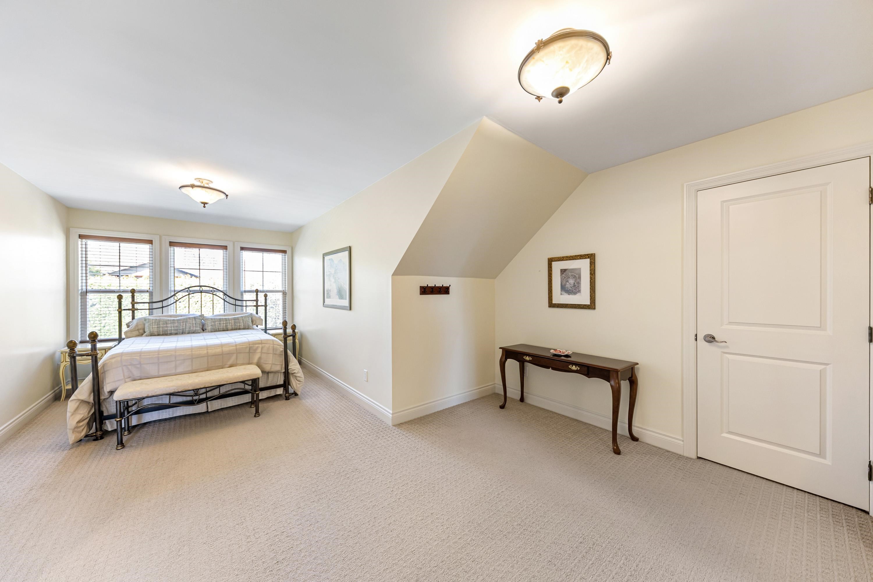 13785 Marine Drive, White Rock, BC