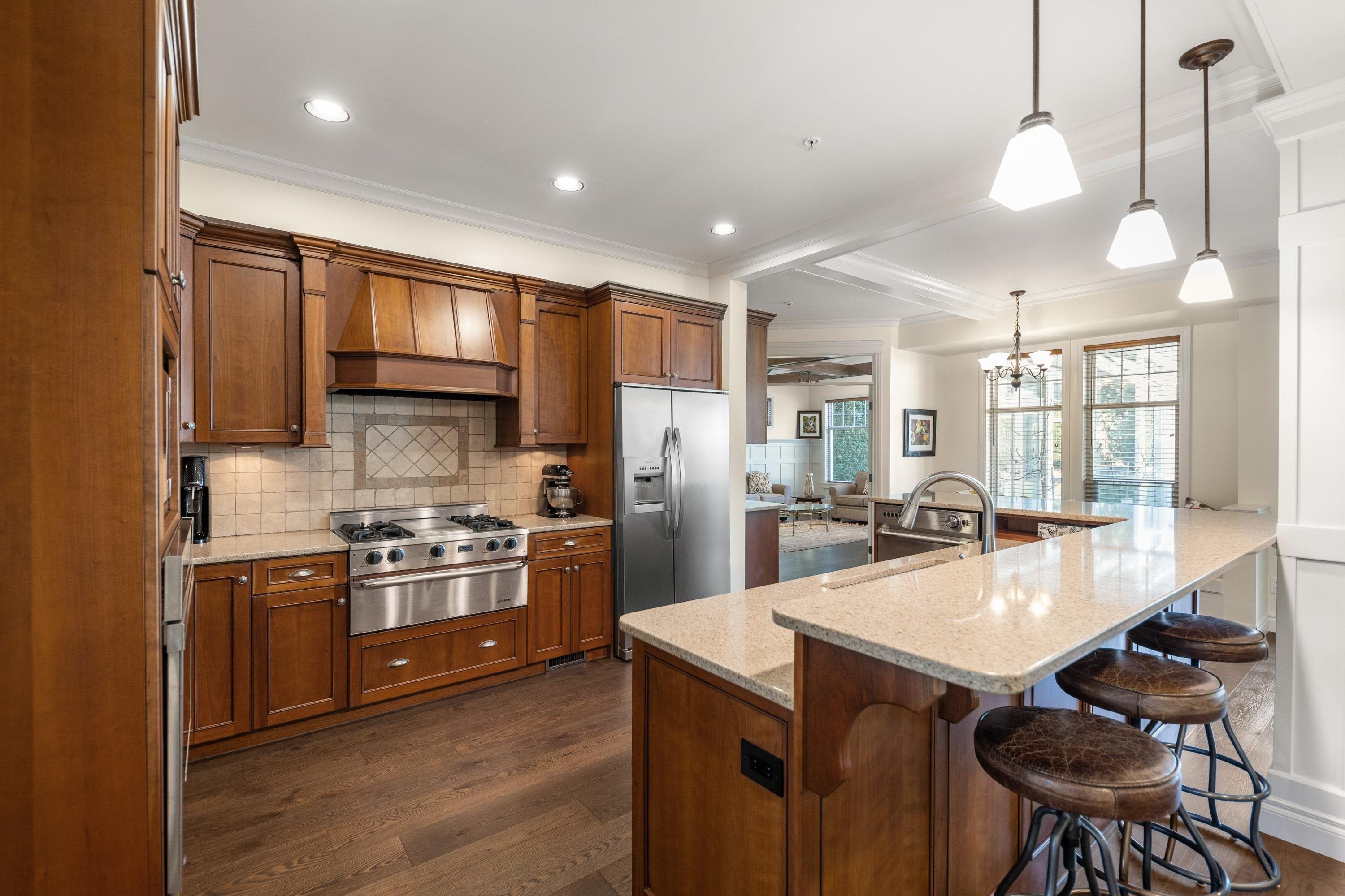 13785 Marine Drive, White Rock, BC