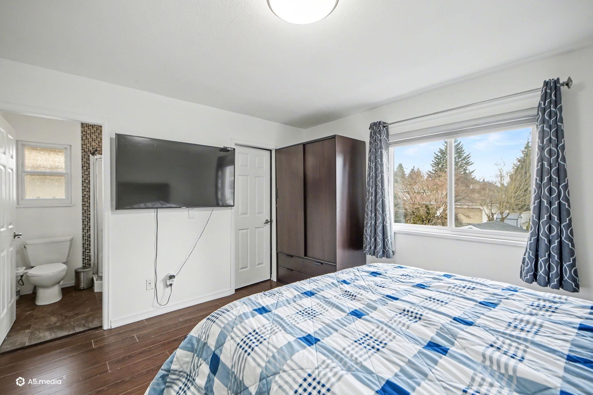 9279 156A Street, Surrey, BC