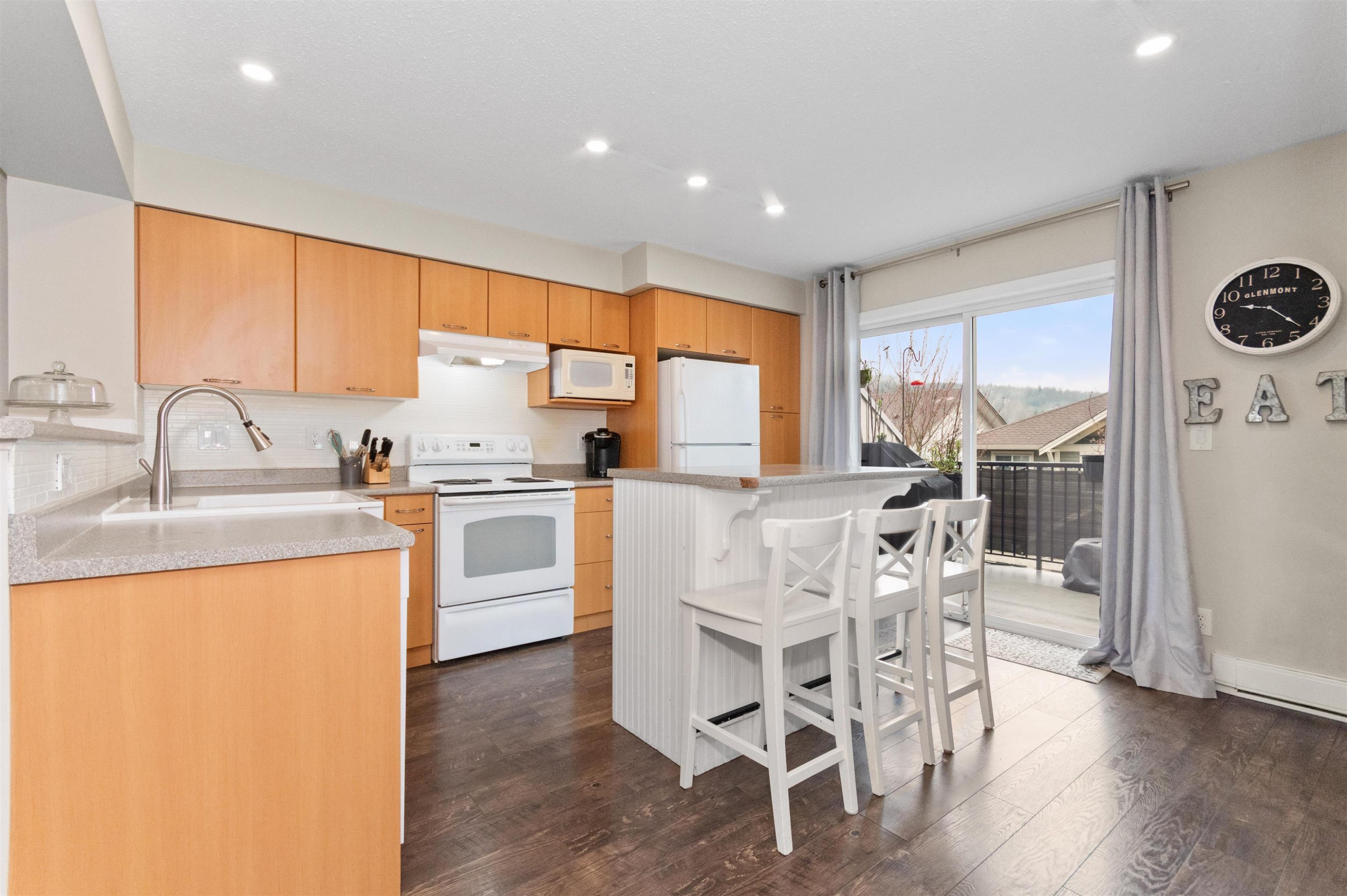 33-4401 Blauson Boulevard, Abbotsford, BC