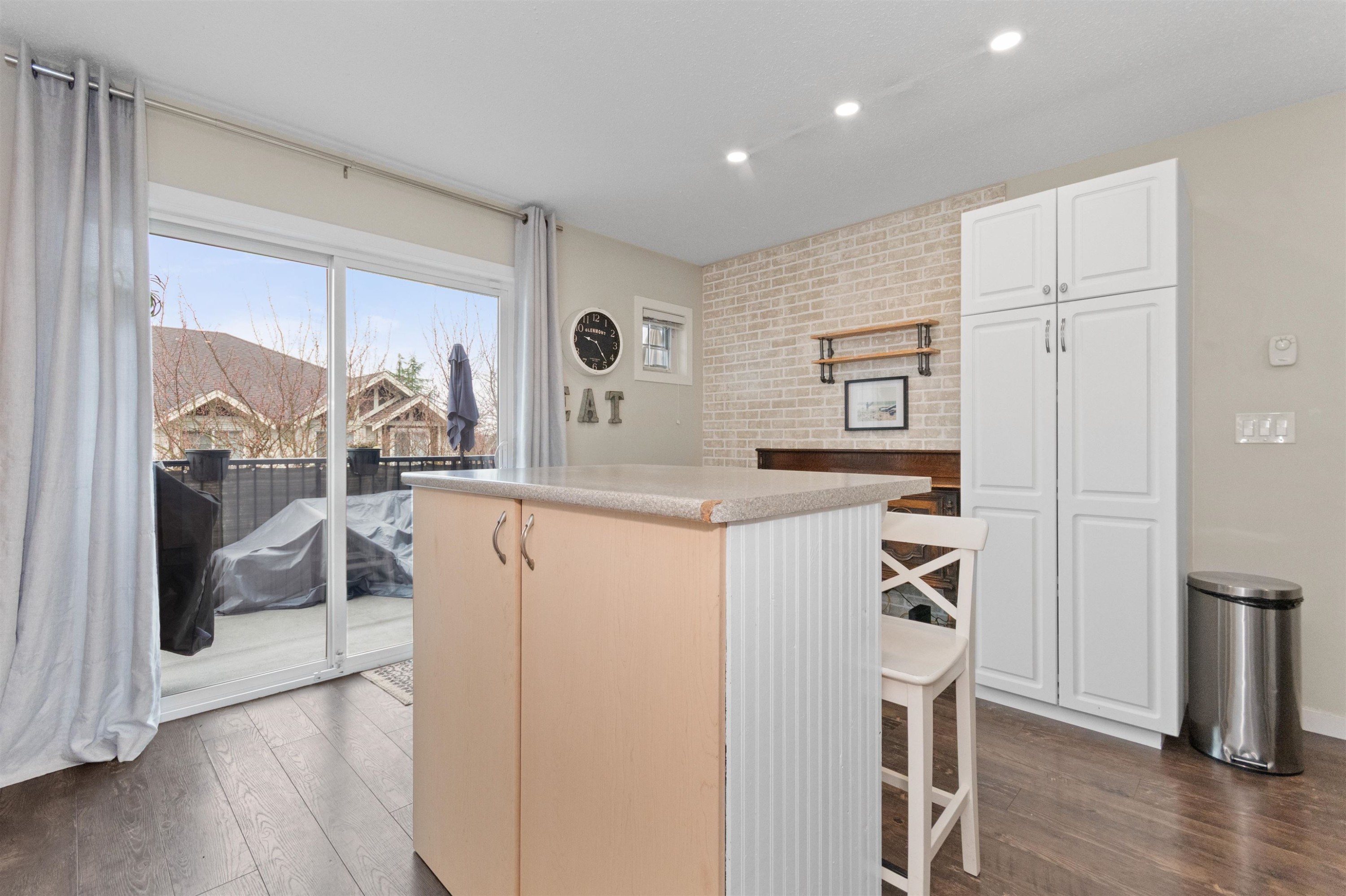 33-4401 Blauson Boulevard, Abbotsford, BC