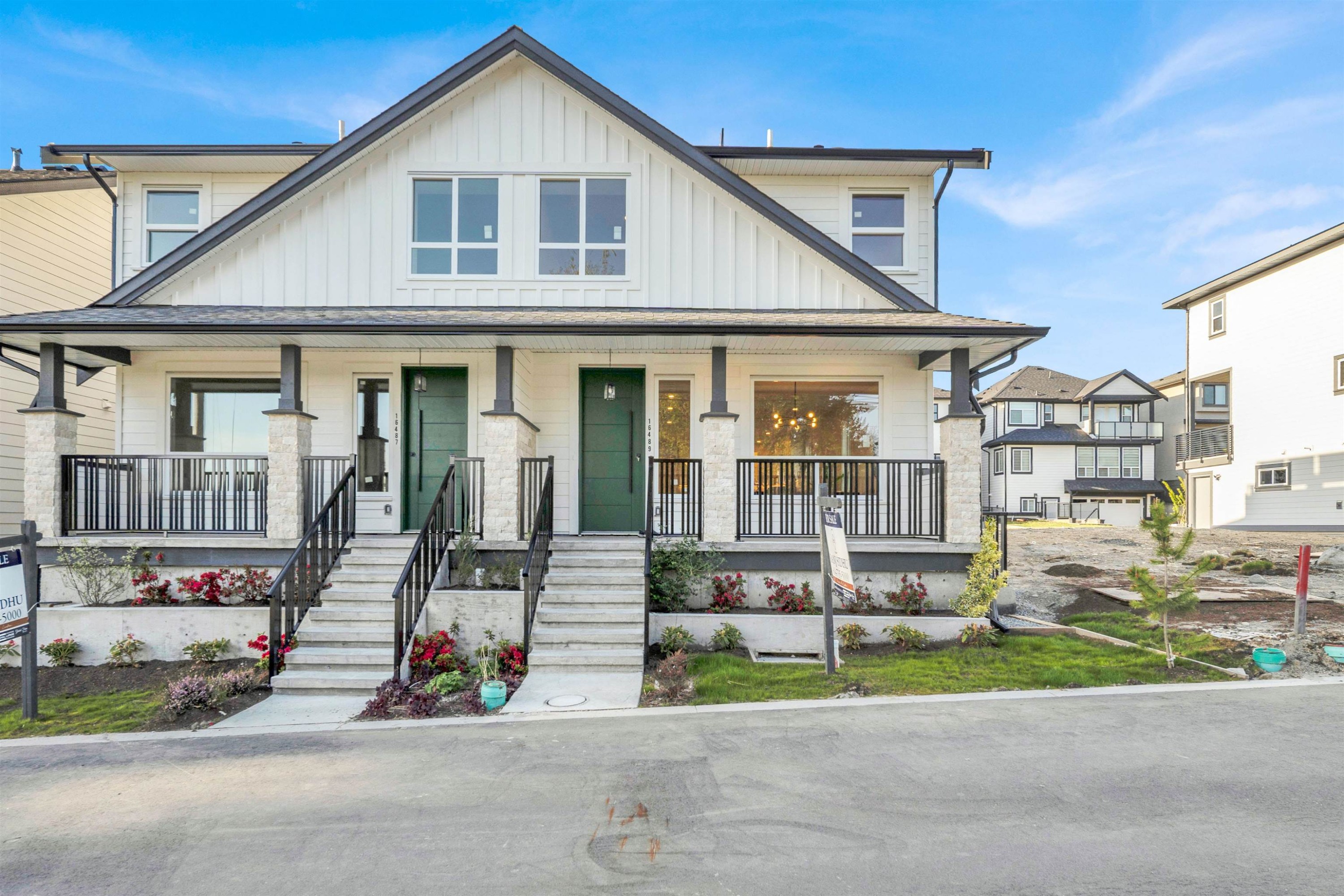 16489 20 Avenue, Surrey, BC