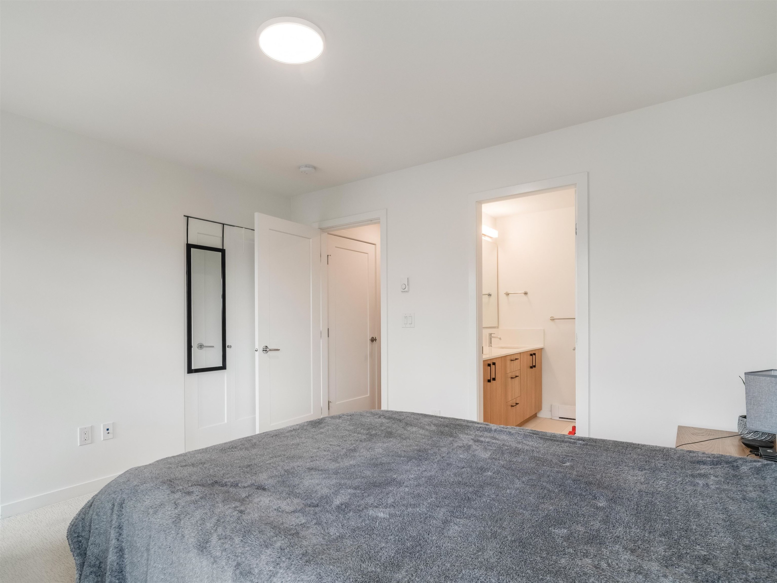 128-15235 Sitka Drive, Surrey, BC