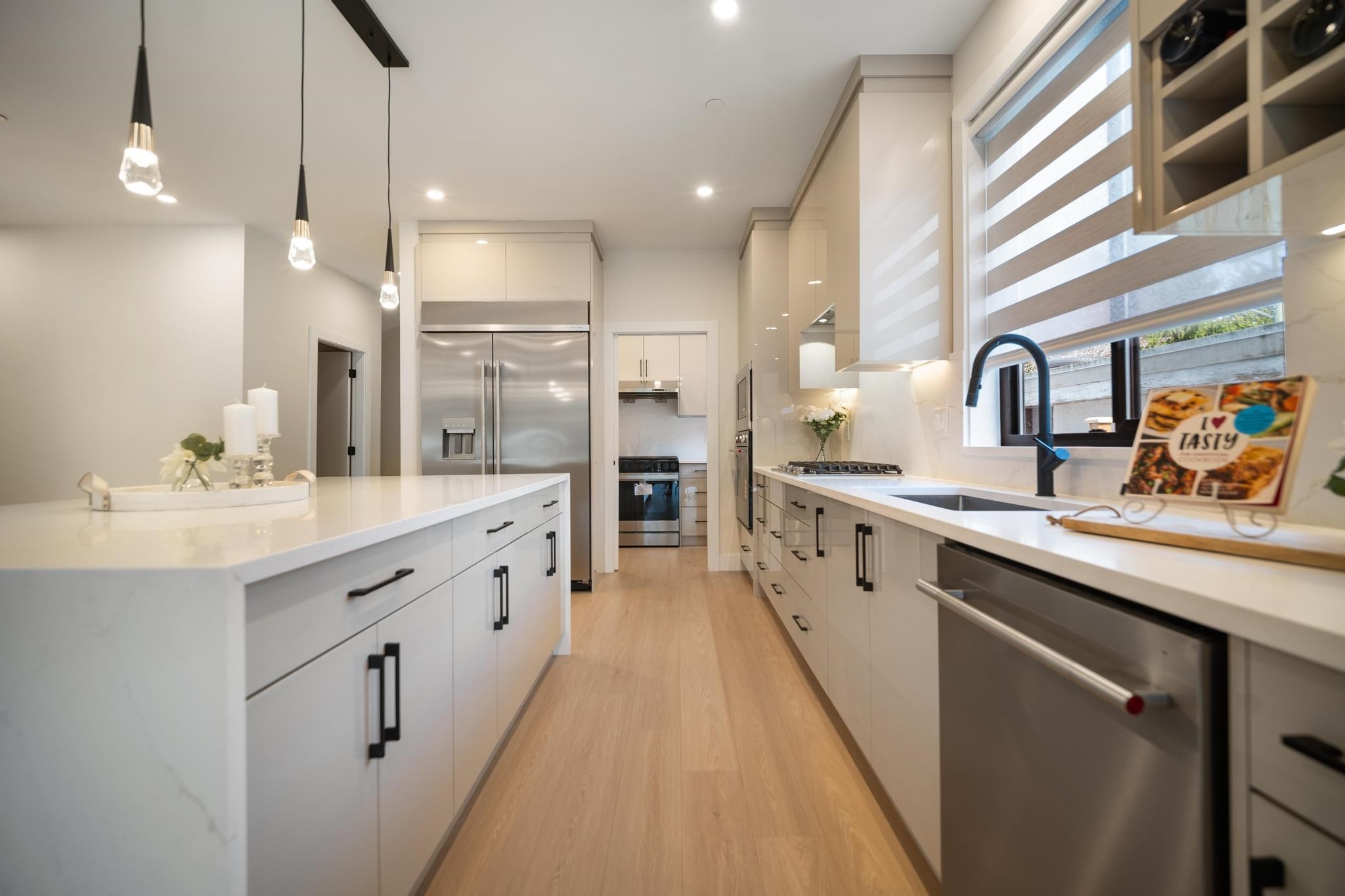 14204 North Bluff Road, White Rock, BC