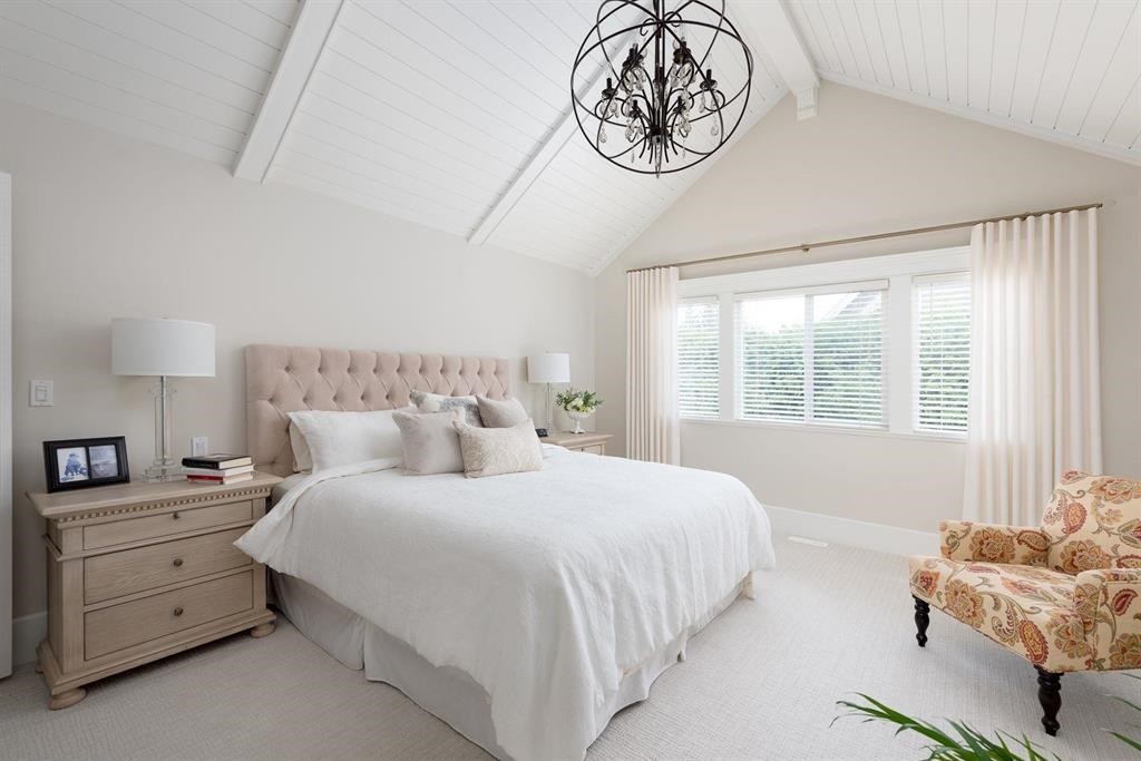 3758 Devonshire Drive, Surrey, BC