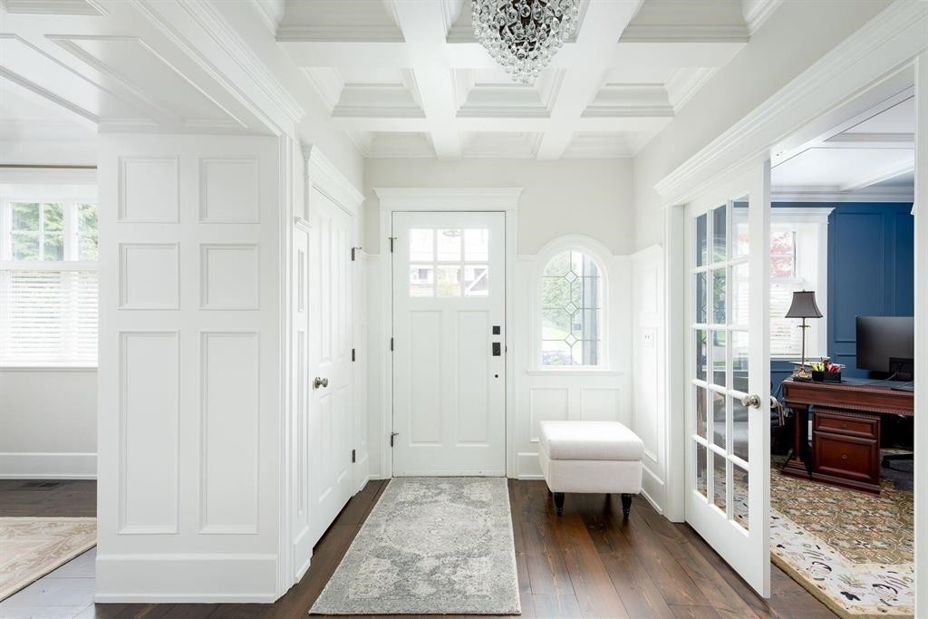 3758 Devonshire Drive, Surrey, BC
