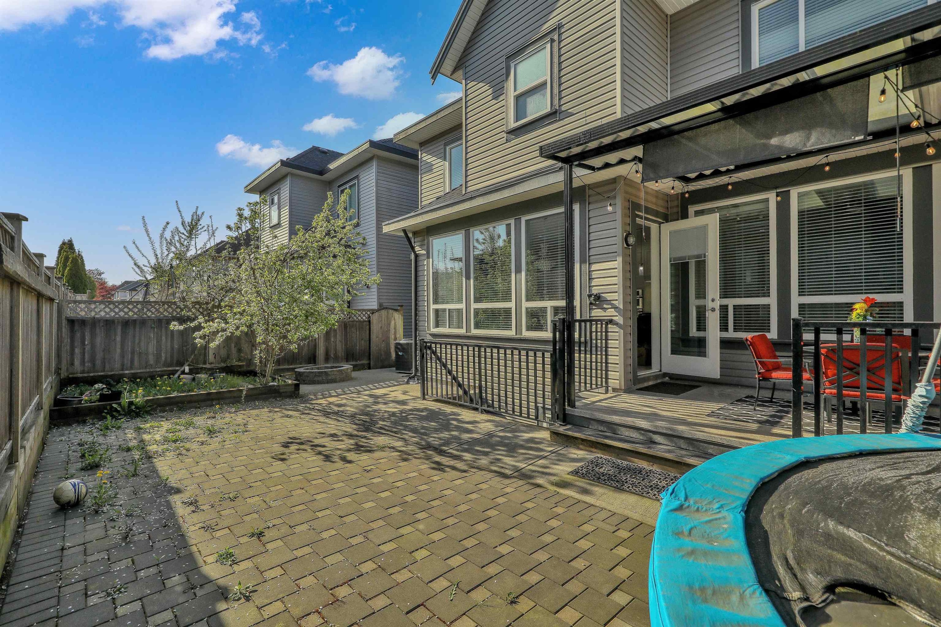 14786 76 Avenue, Surrey, BC