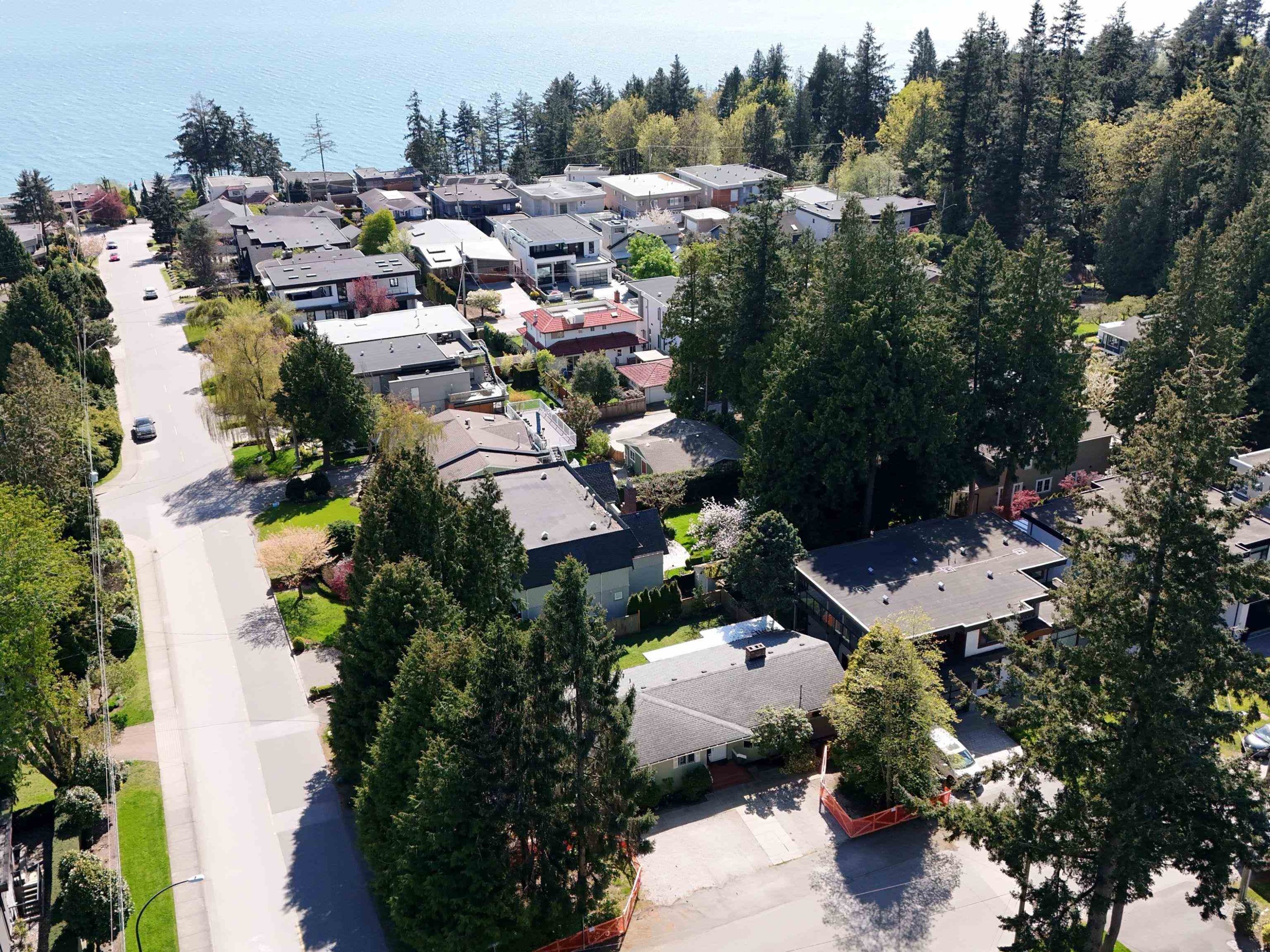 14150 Blackburn Avenue, White Rock, BC