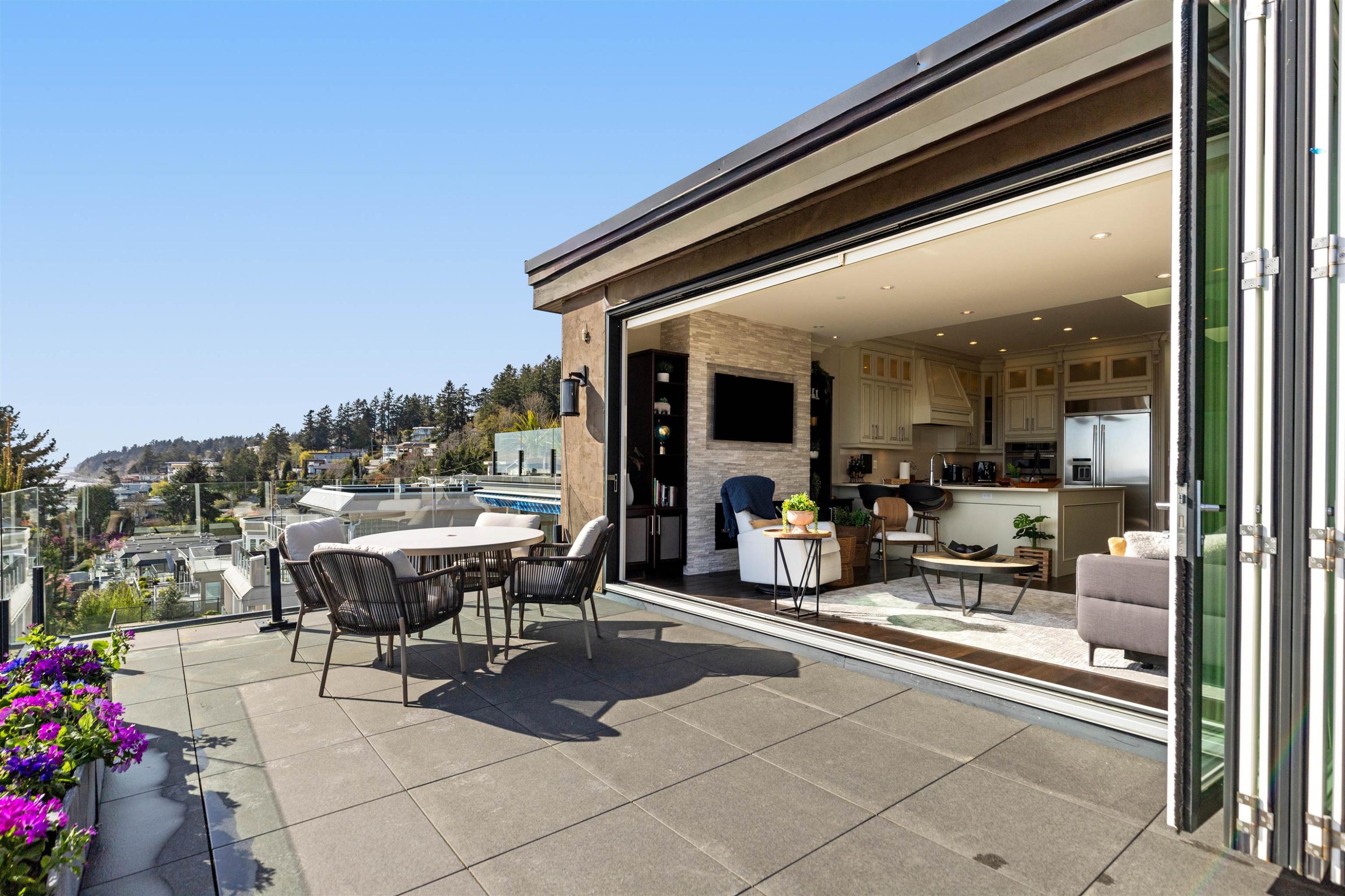 14786 Mcdonald Avenue, White Rock, BC