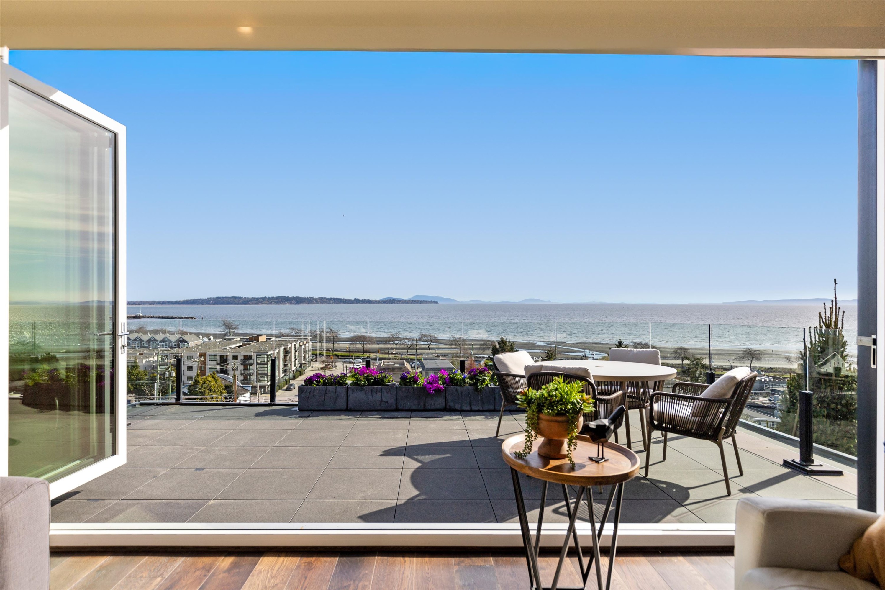 14786 Mcdonald Avenue, White Rock, BC