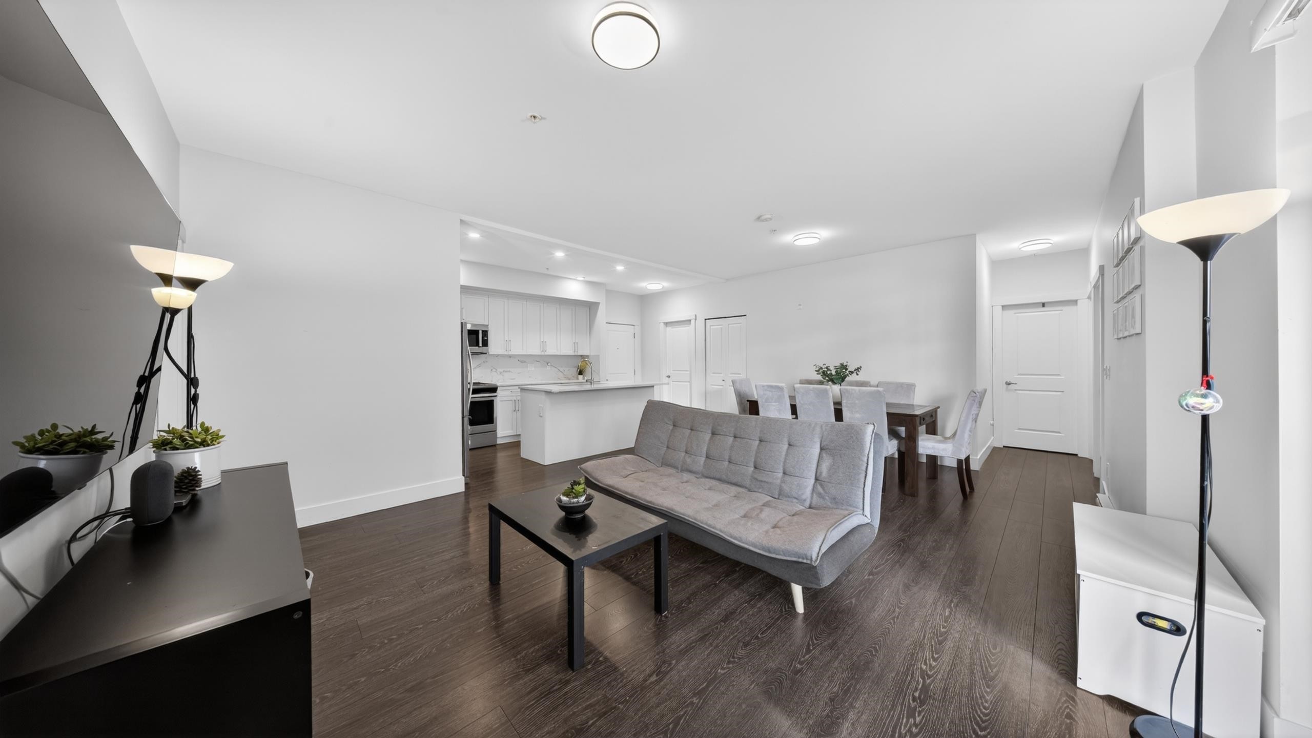 201-9983 E Barnston Drive Street, Surrey, BC