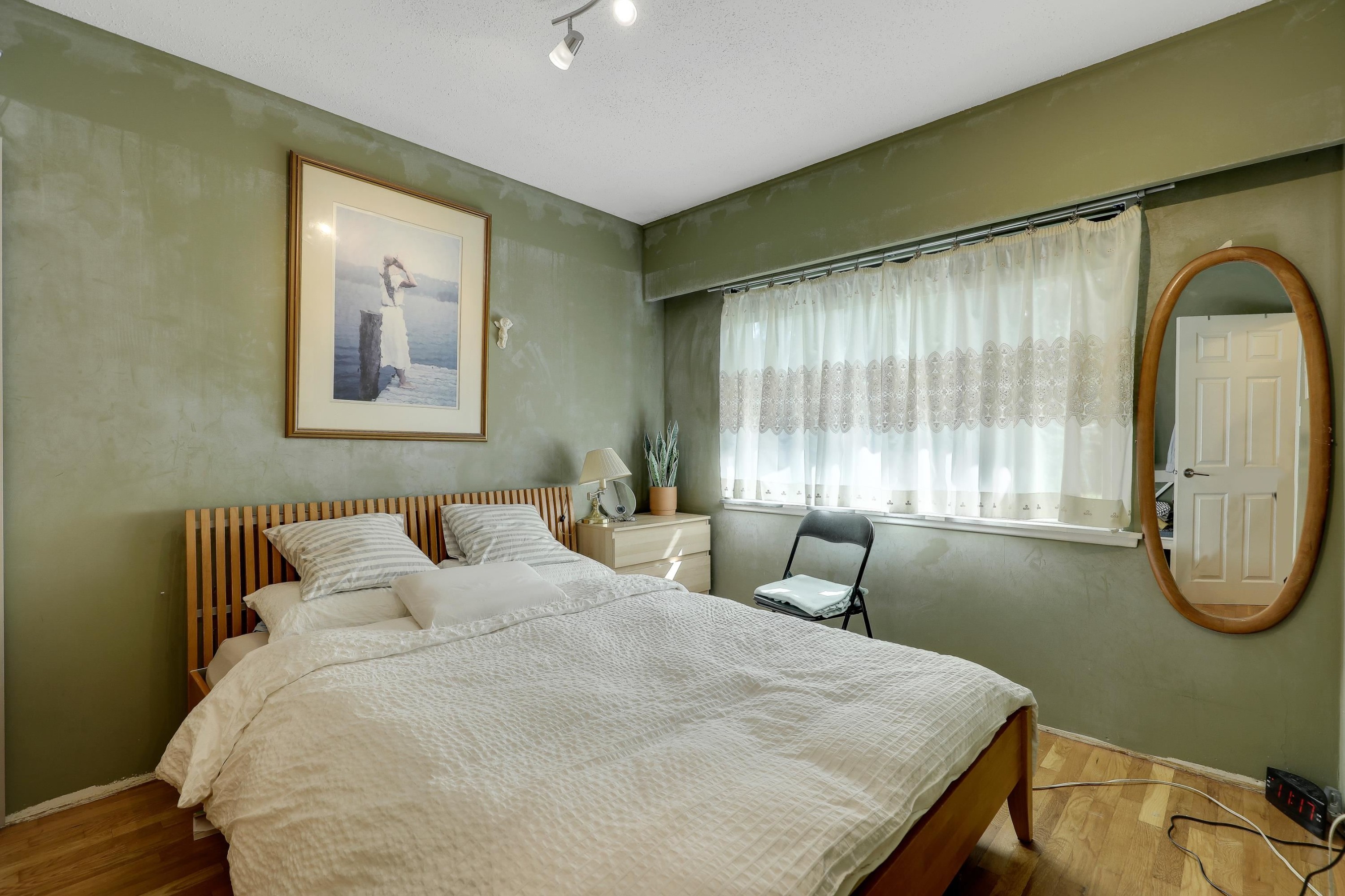 11230 Lansdowne Drive, Surrey, BC