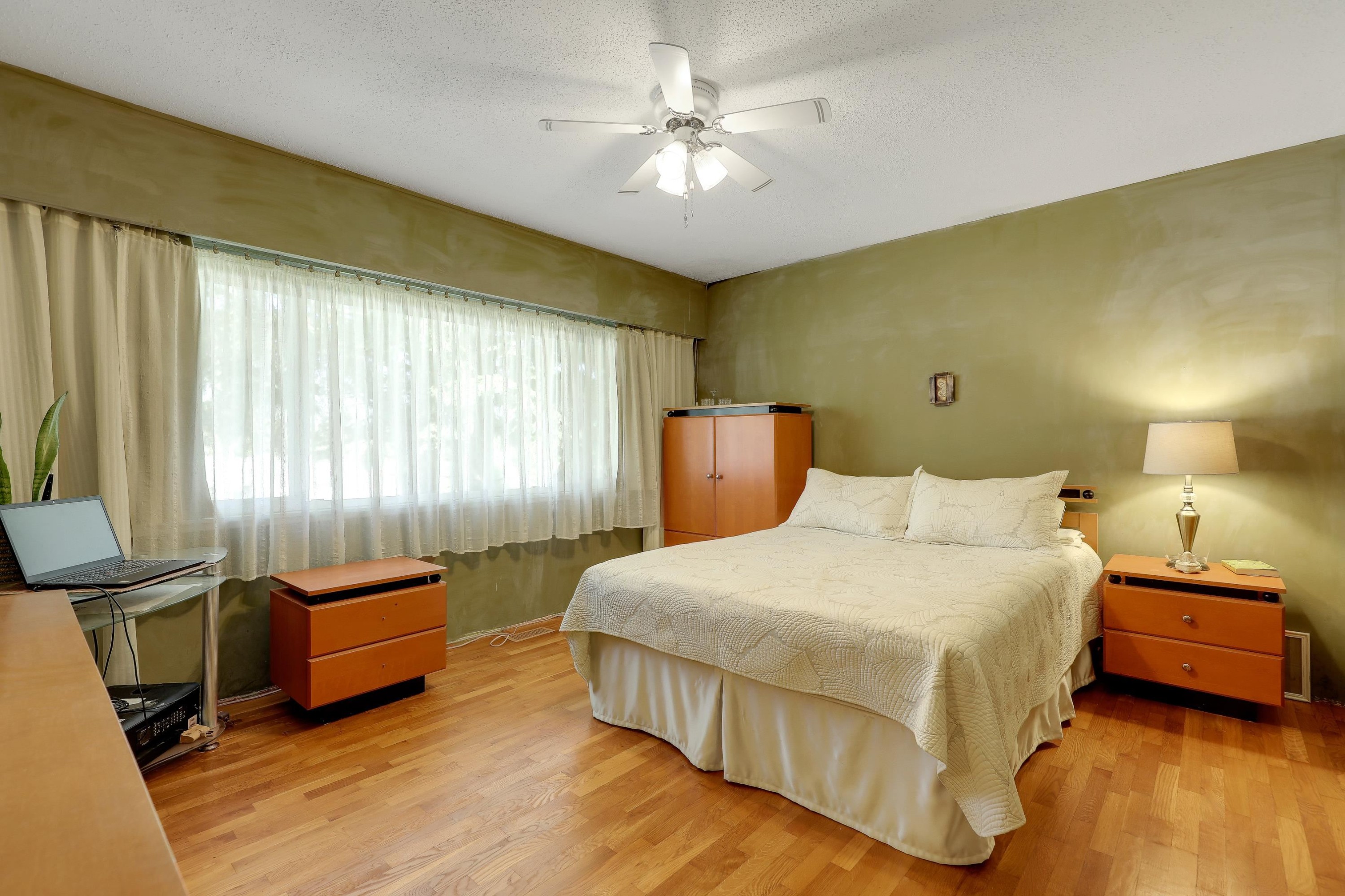 11230 Lansdowne Drive, Surrey, BC
