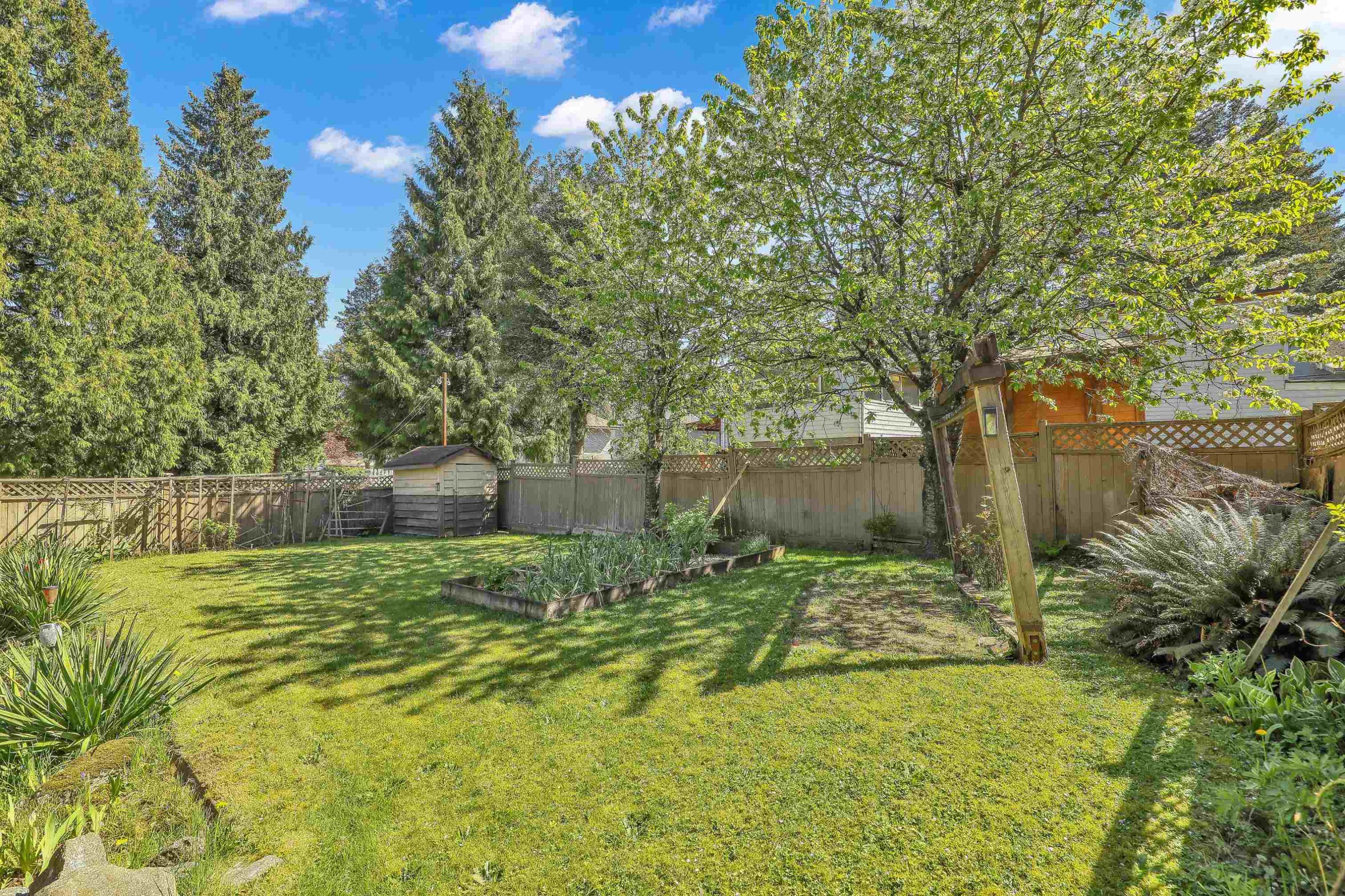 11230 Lansdowne Drive, Surrey, BC