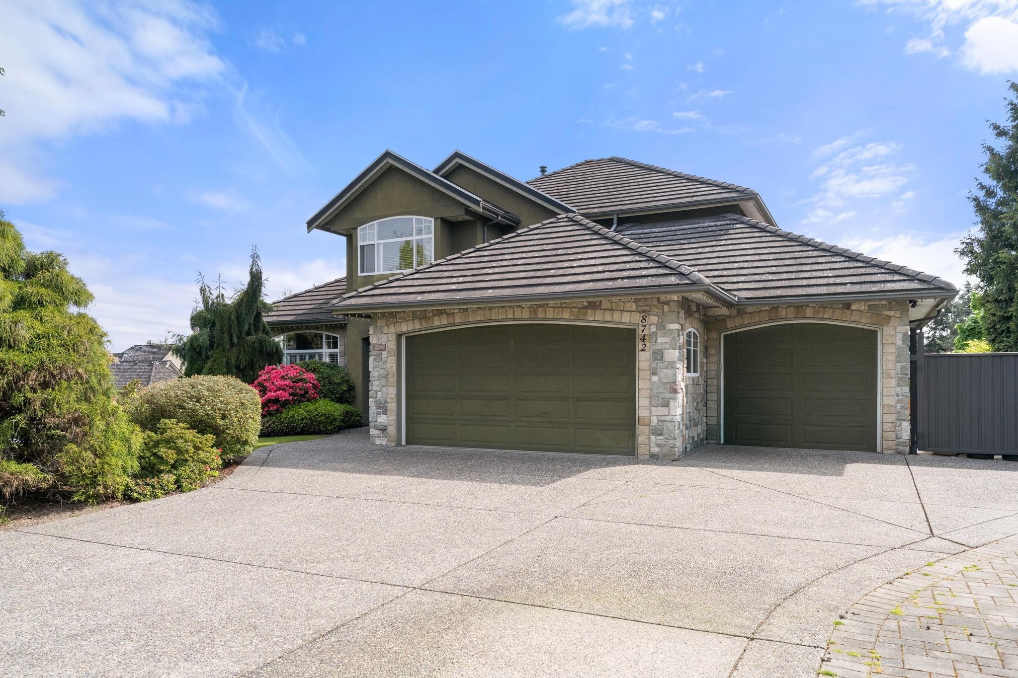 8742 166 Street, Surrey, BC