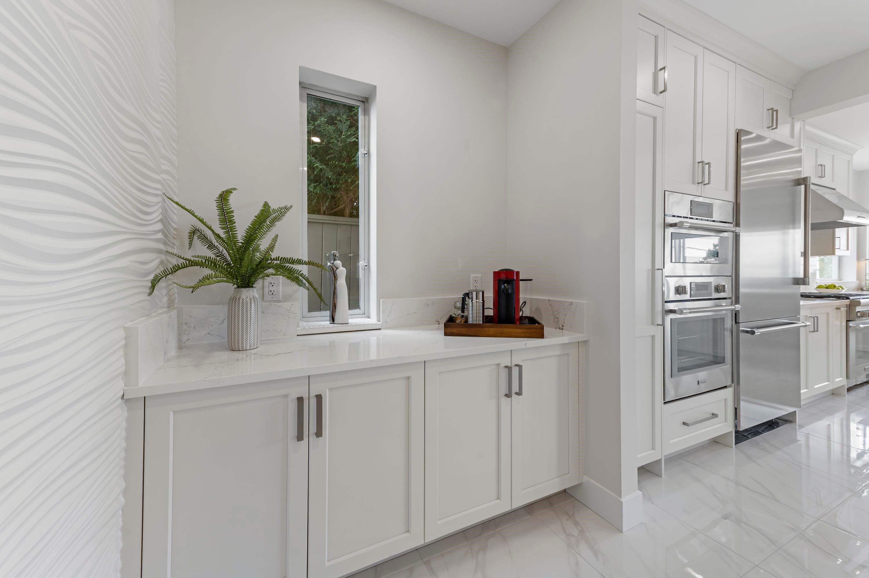 14357 Sunset Drive, White Rock, BC