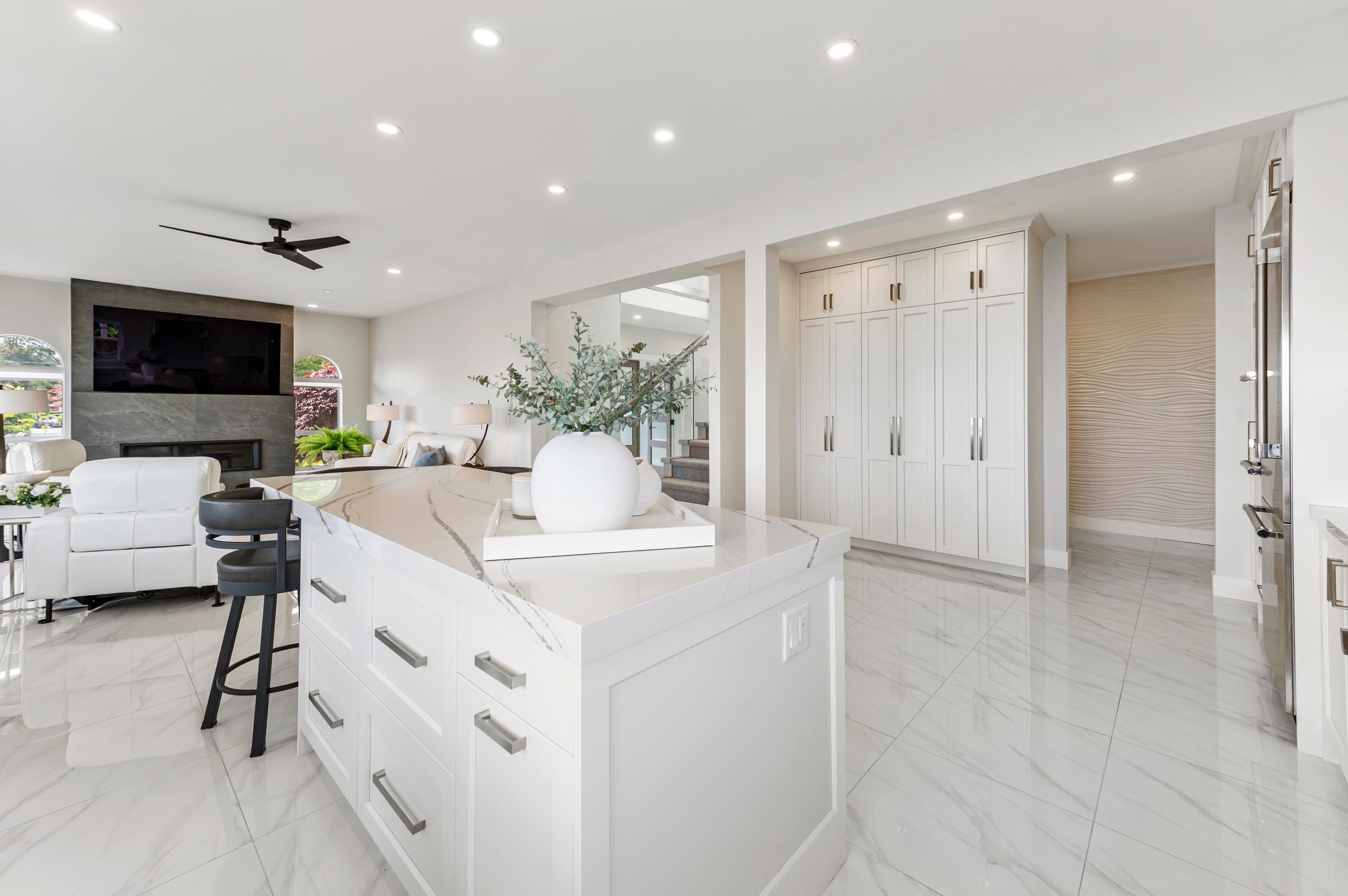 14357 Sunset Drive, White Rock, BC